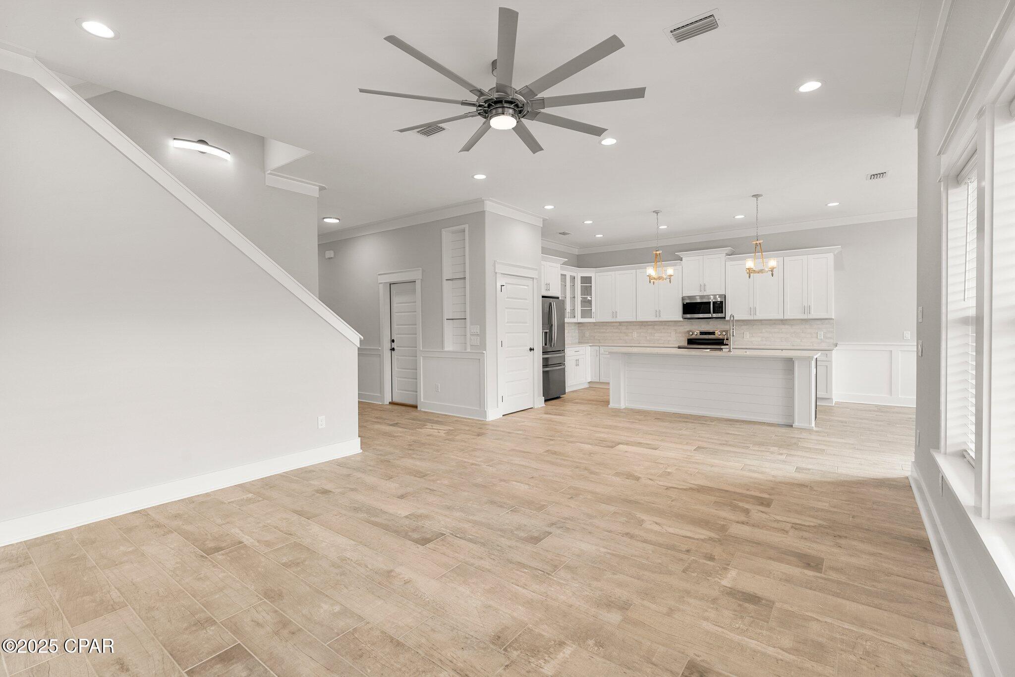 Image 10 For 201 San Souci Street