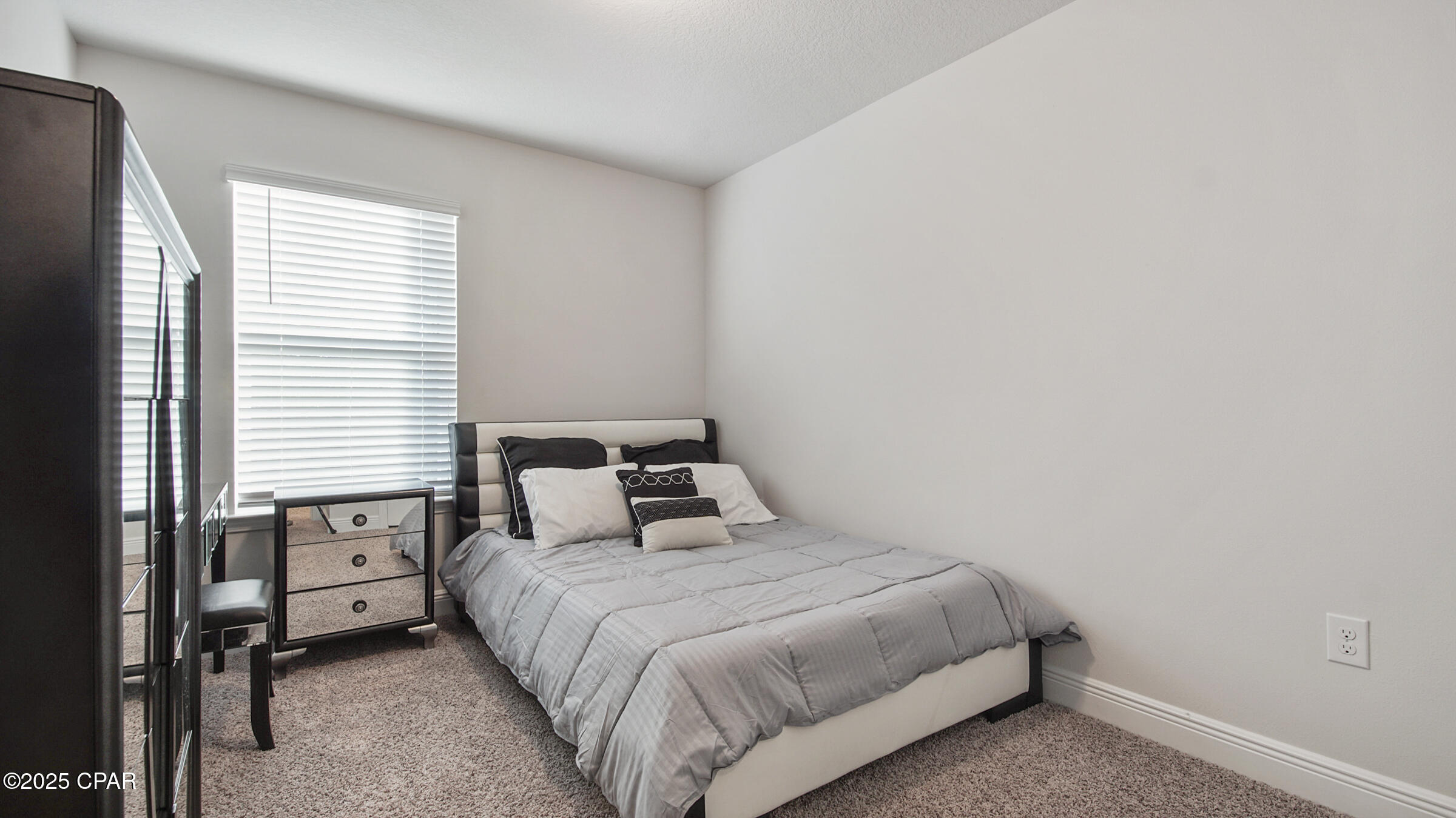 Image 18 For 7672 Shadow Lake Drive