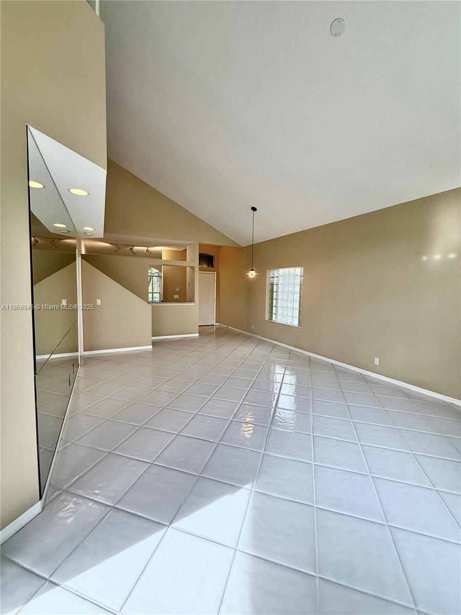 Homes for sale in Riviera Beach, FL | 4004 Dorado Dr, Riviera Beach, FL 33418 | MLS# A11868946