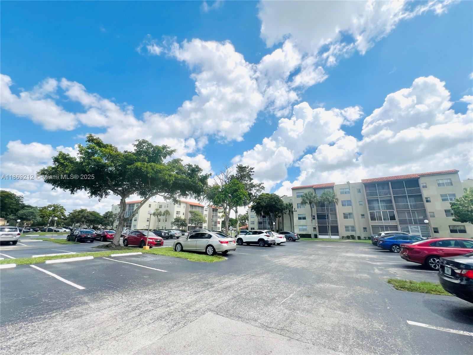 Homes for sale in North Lauderdale, FL | 1820 Sw 81st Ave #3405, North Lauderdale, FL 33068 | MLS# A11869212