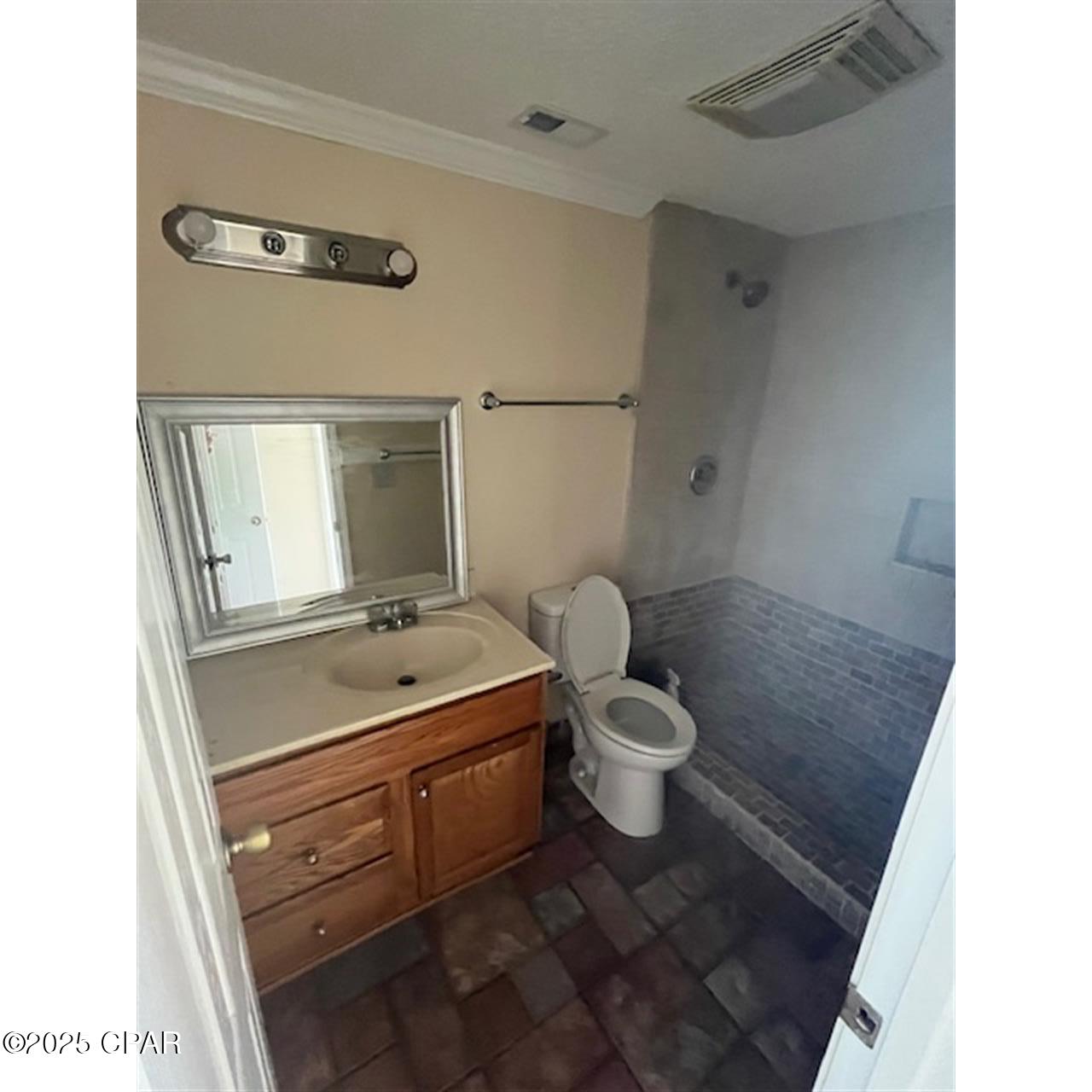 Image 10 For 3039 Headland Avenue