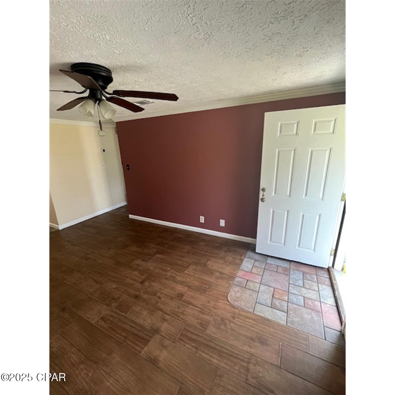 Image 20 For 3039 Headland Avenue