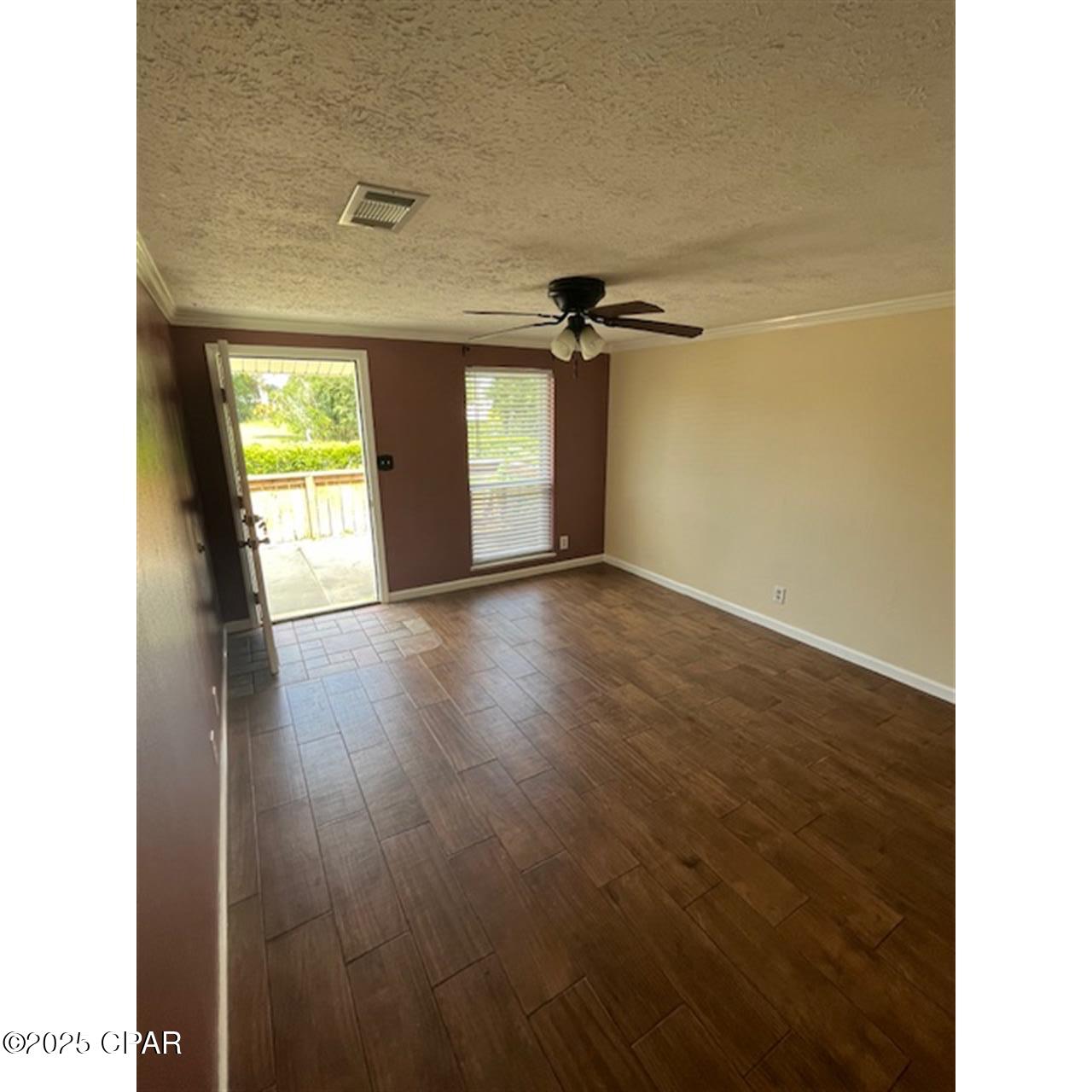 Image 22 For 3039 Headland Avenue