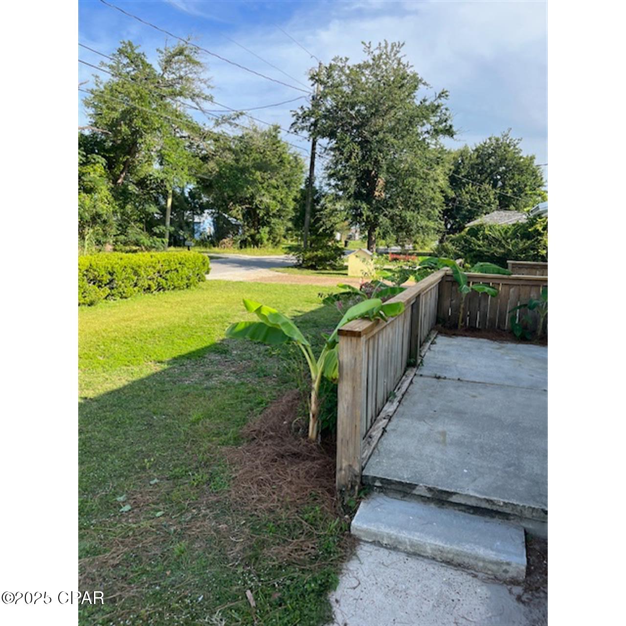 Image 4 For 3039 Headland Avenue