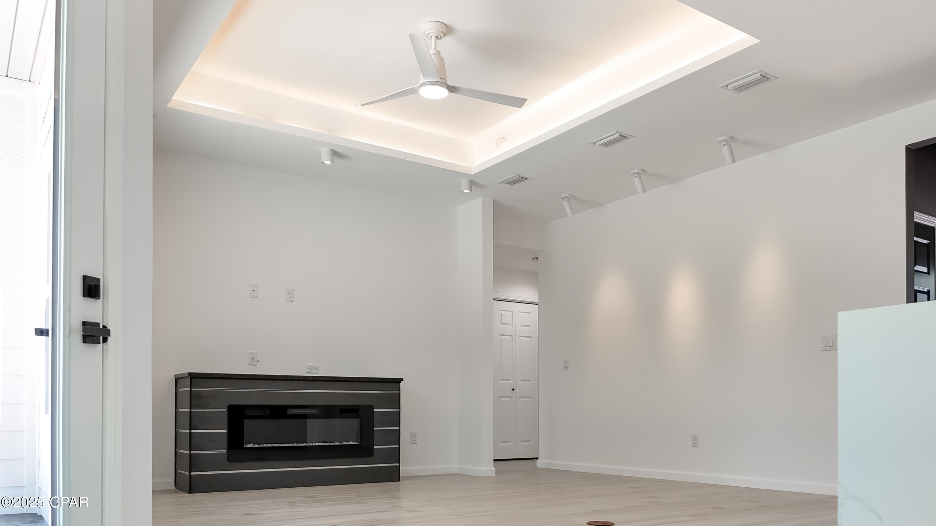 Image 8 For 6228 Imperial Drive