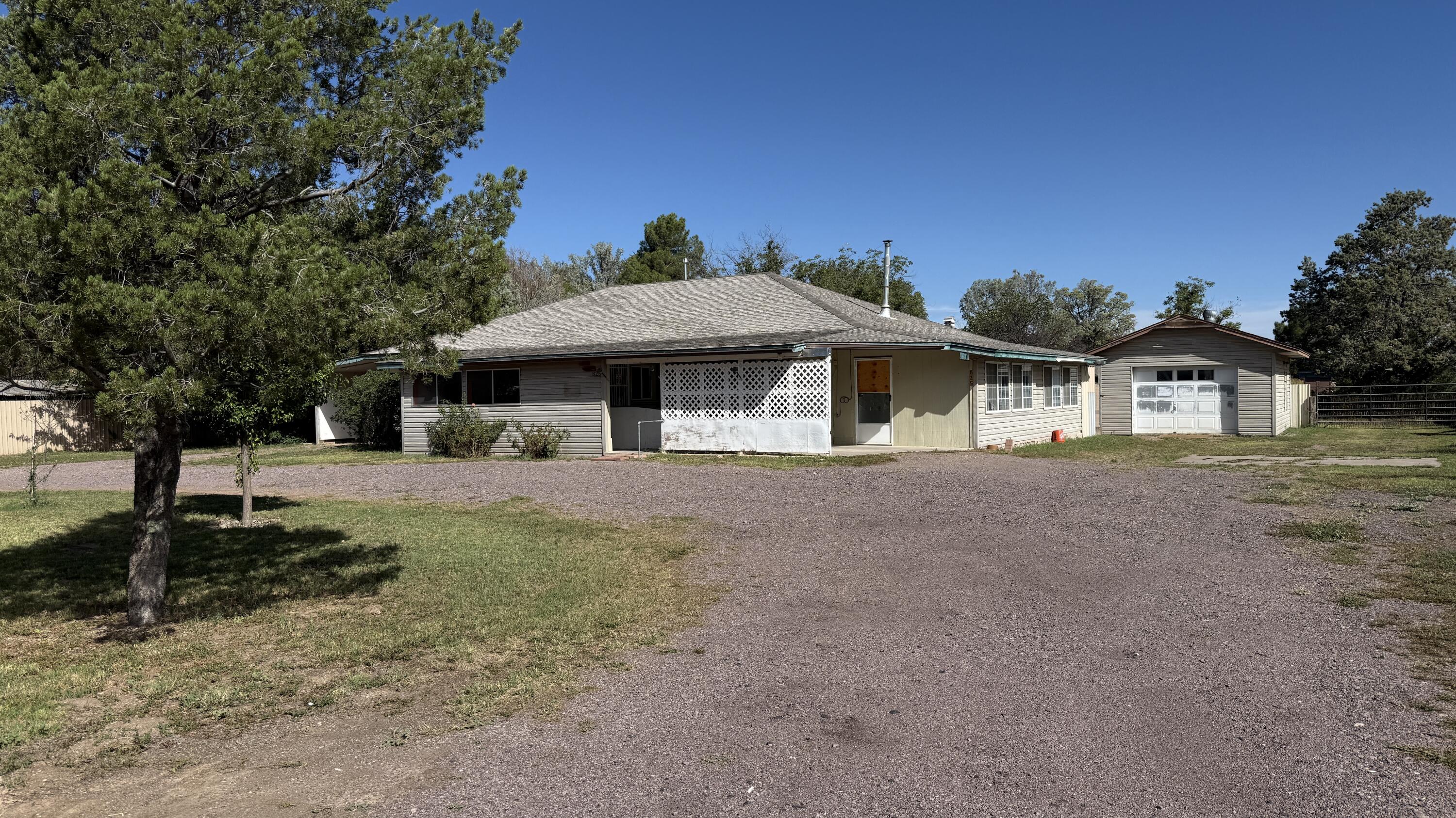 Homes for sale in Socorro, NM | 825 Lane, Socorro, NM 87801 | MLS# 1090629