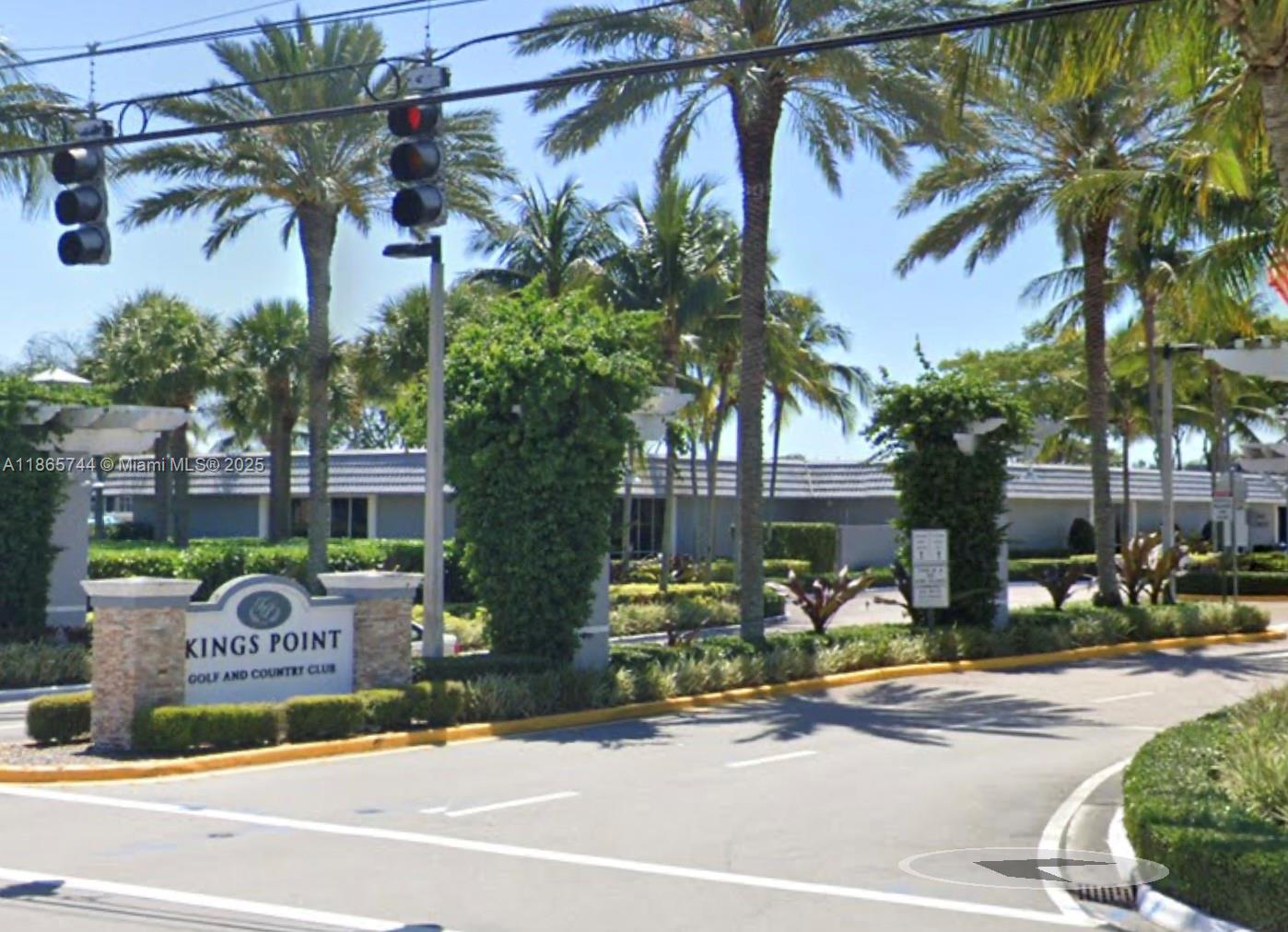 Kings Point Brittany Cond