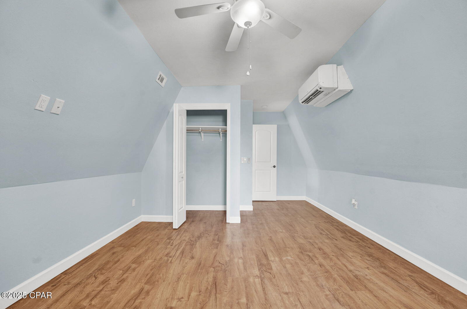 Image 26 For 4726 Bay Point Road D239