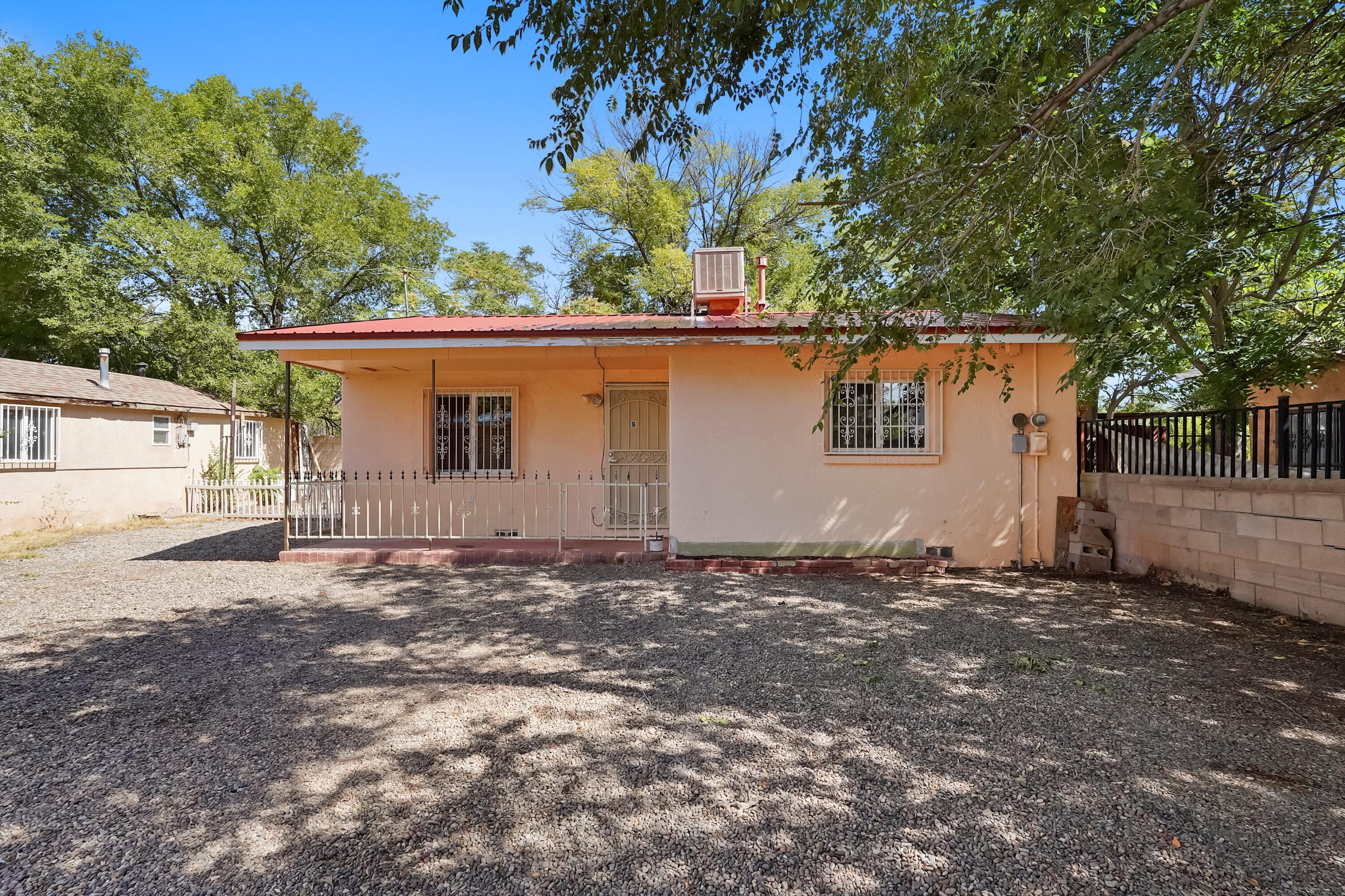 Homes for sale in Albuquerque, NM | 1347 Young Ave Sw, Albuquerque, NM 87105 | MLS# 1090645