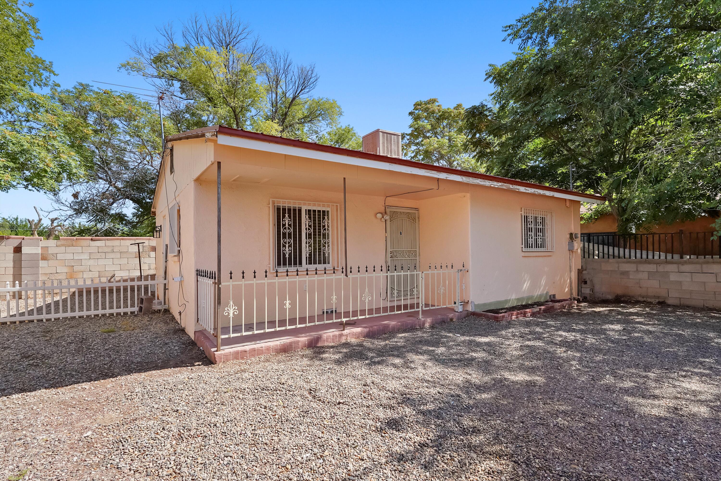 Homes for sale in Albuquerque, NM | 1347 Young Ave Sw, Albuquerque, NM 87105 | MLS# 1090645
