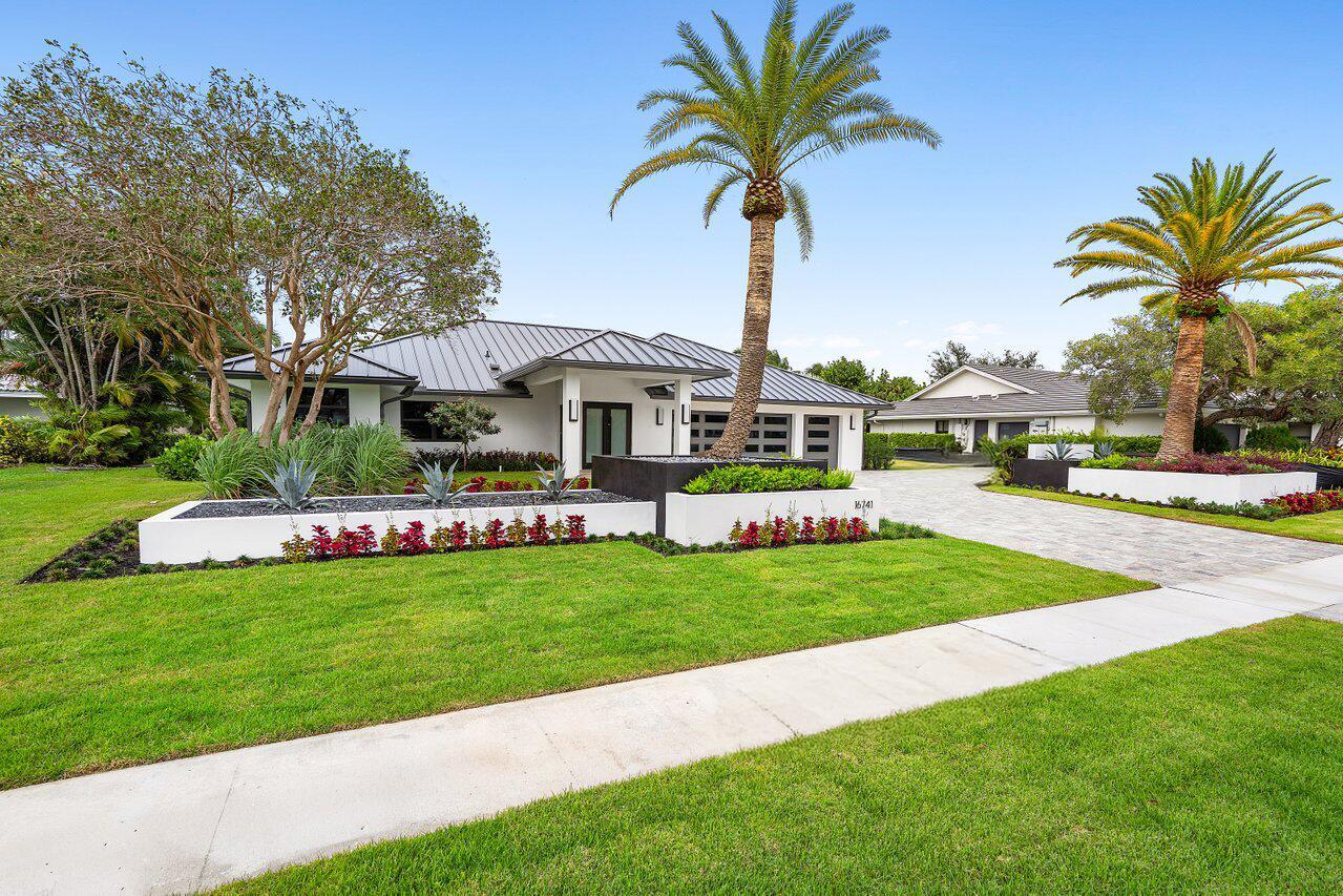 Homes for sale in Delray Beach, FL | 16741 Rose Apple Dr, Delray Beach, FL 33445 | MLS# R11119843