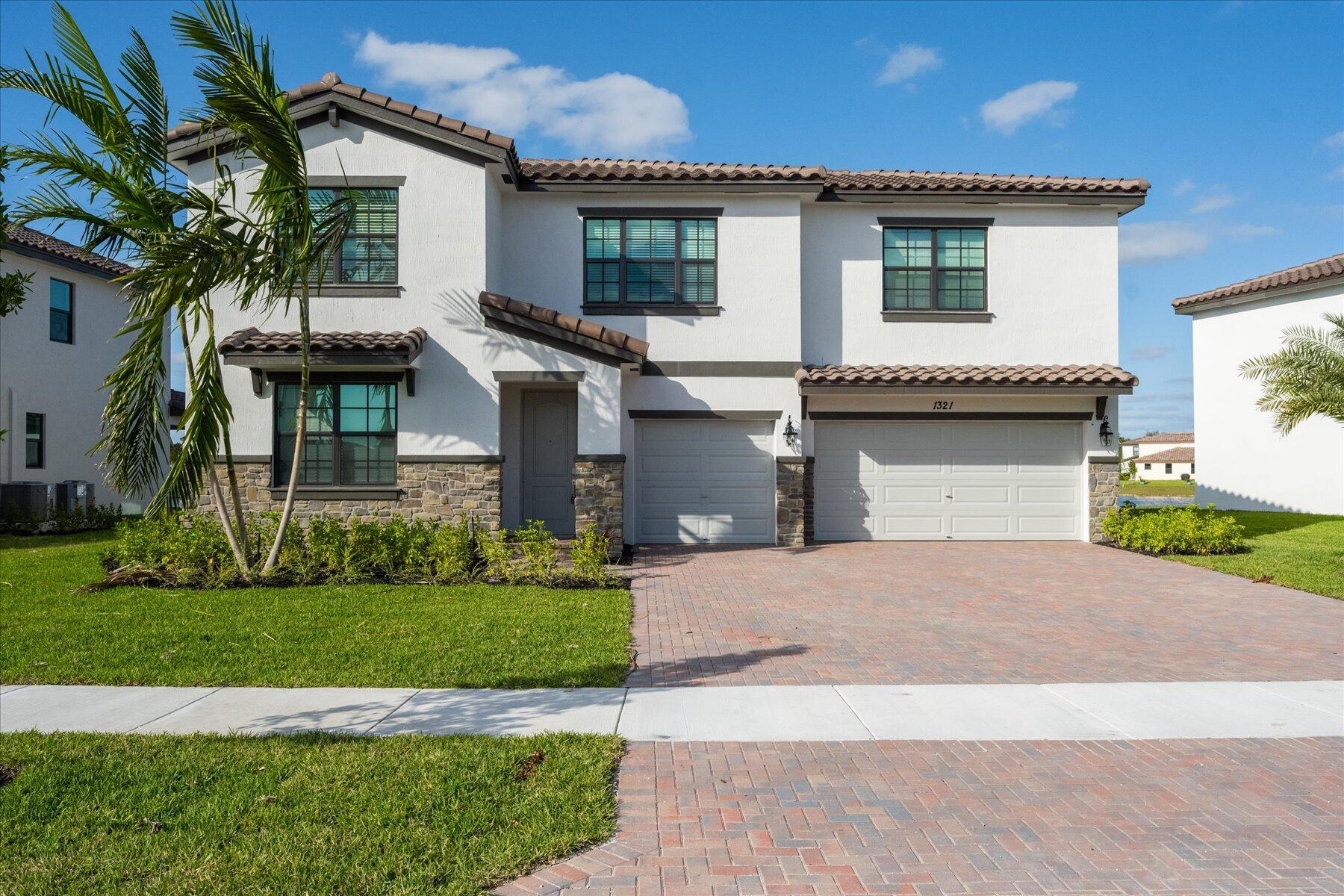 1321 Whitcombe Drive Royal Palm Beach FL 33411 | R11119863