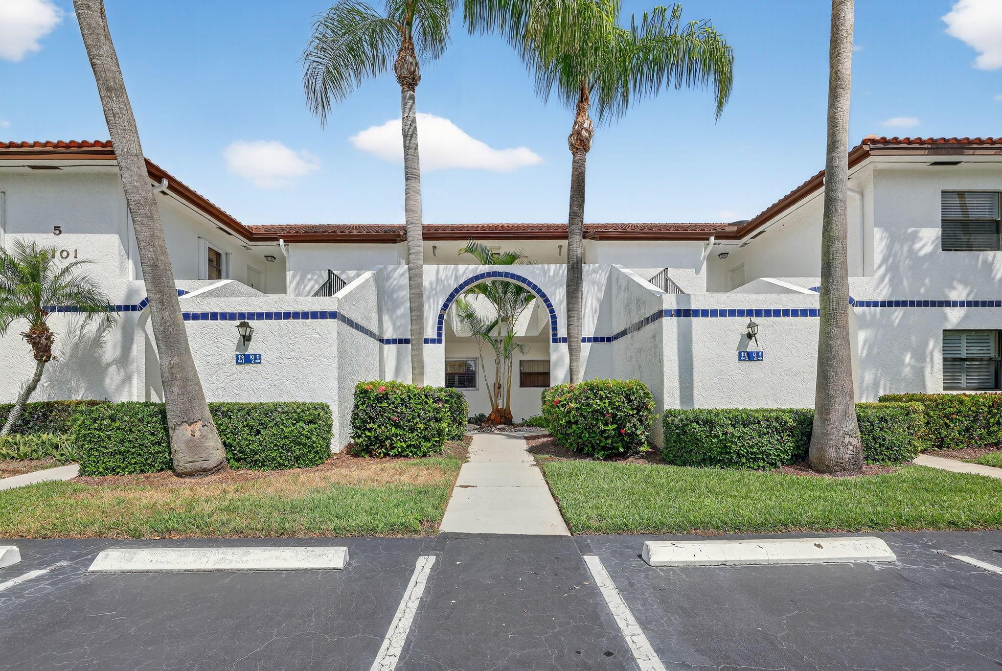 Hansons Landing Condo