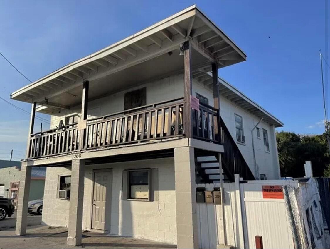 Homes for sale in Fort Pierce, FL | 1706 Avenue D, Fort Pierce, FL 34950 | MLS# R11119720