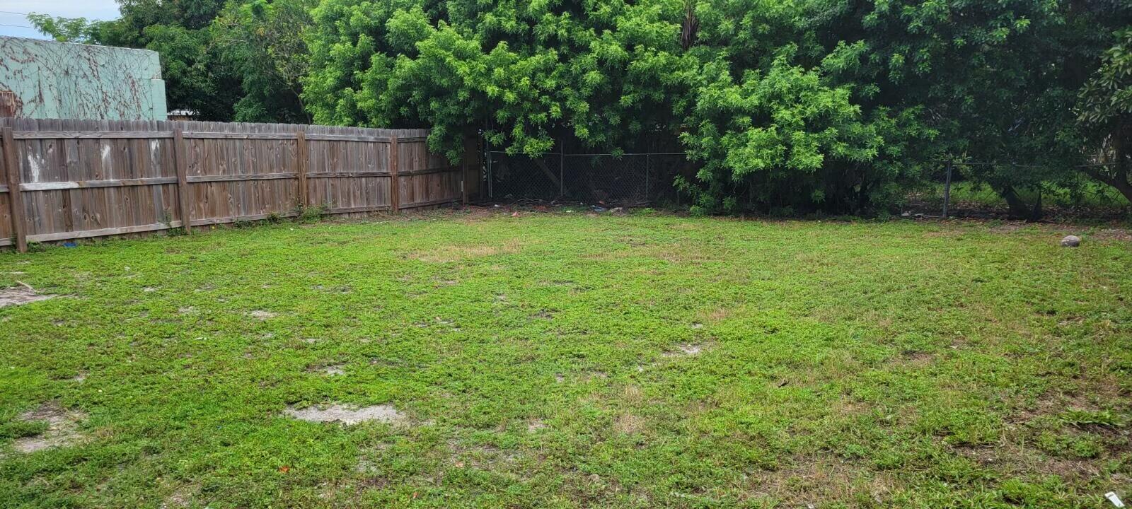 Homes for sale in Fort Pierce, FL | 1706 Avenue D, Fort Pierce, FL 34950 | MLS# R11119720