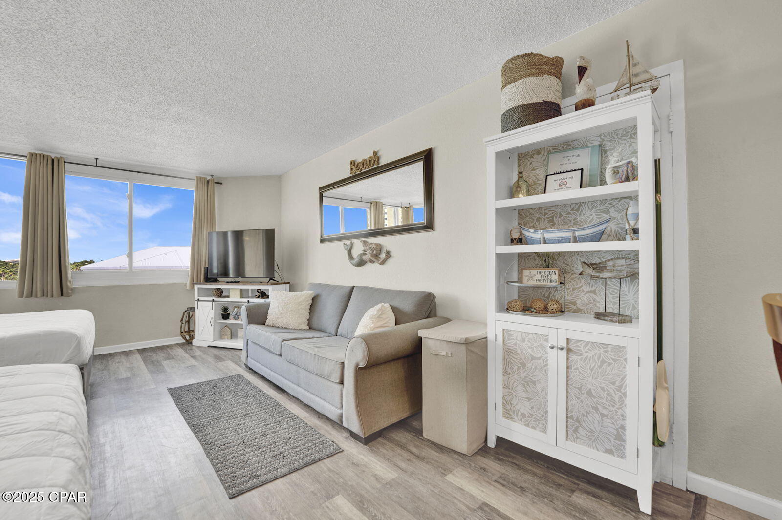 Image 35 For 218 White Sandy Drive