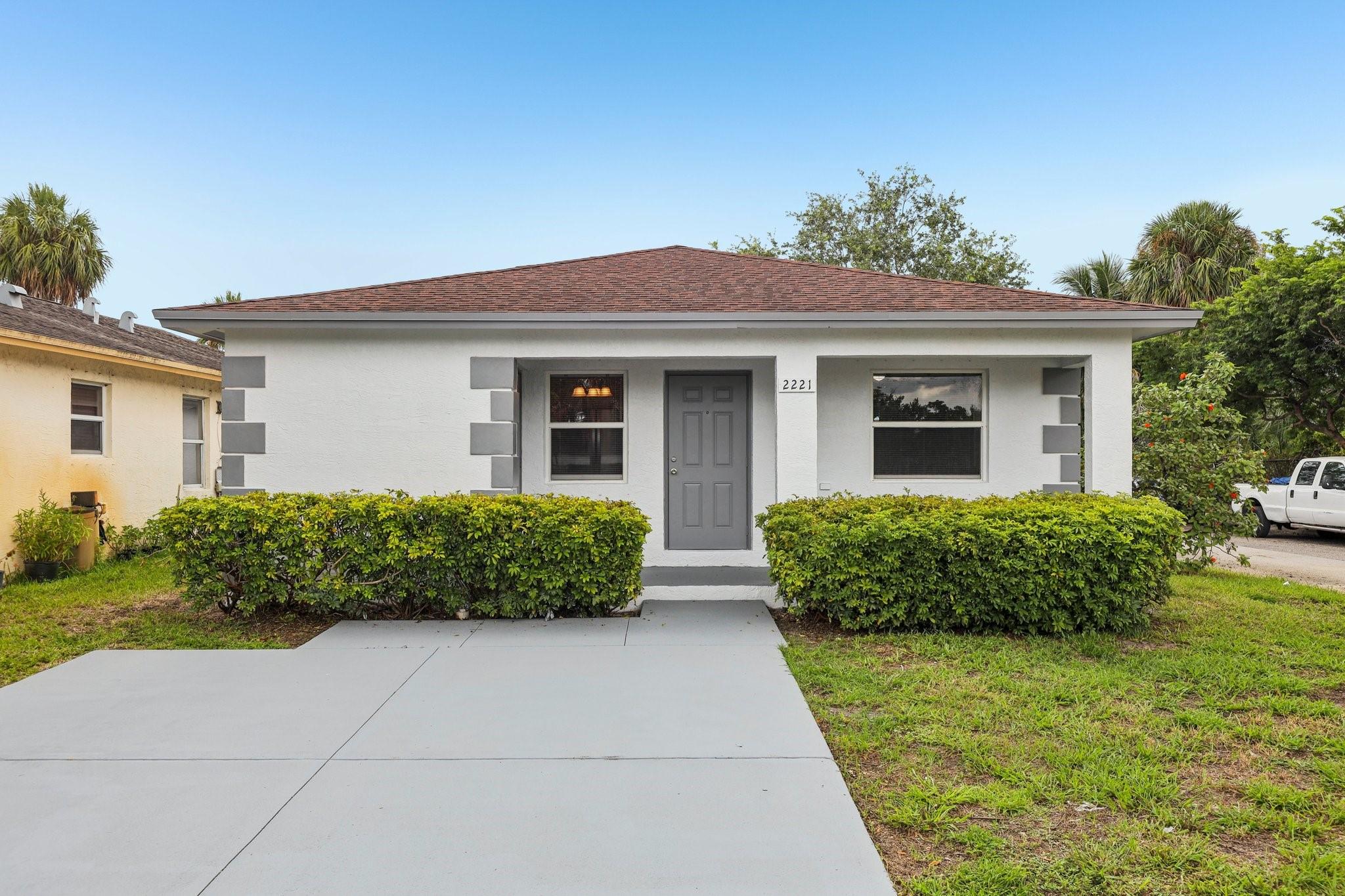 2221 Nw 24th Ct Fort Lauderdale FL 33311 | F10524192