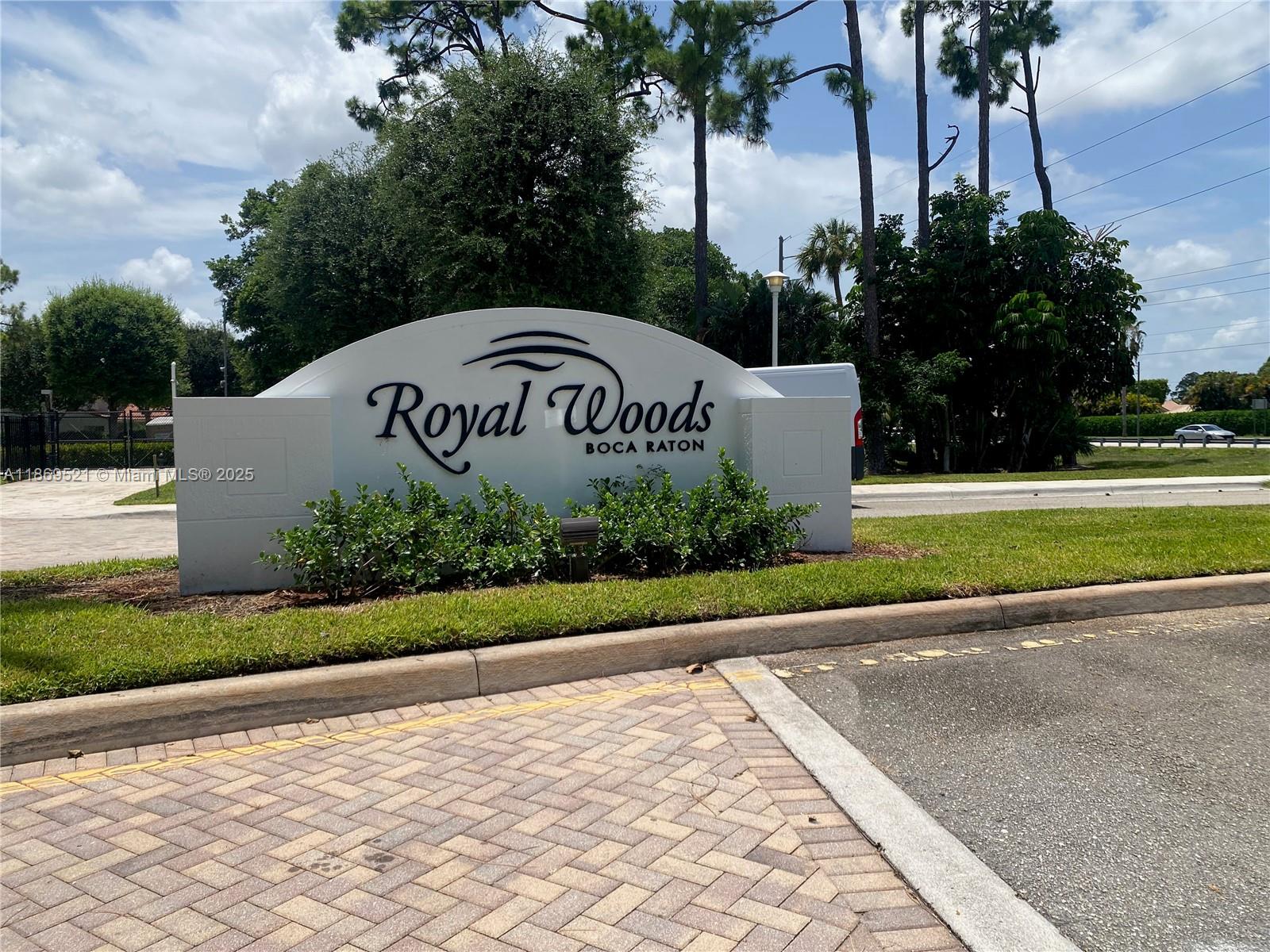 Royal Woods Condominium