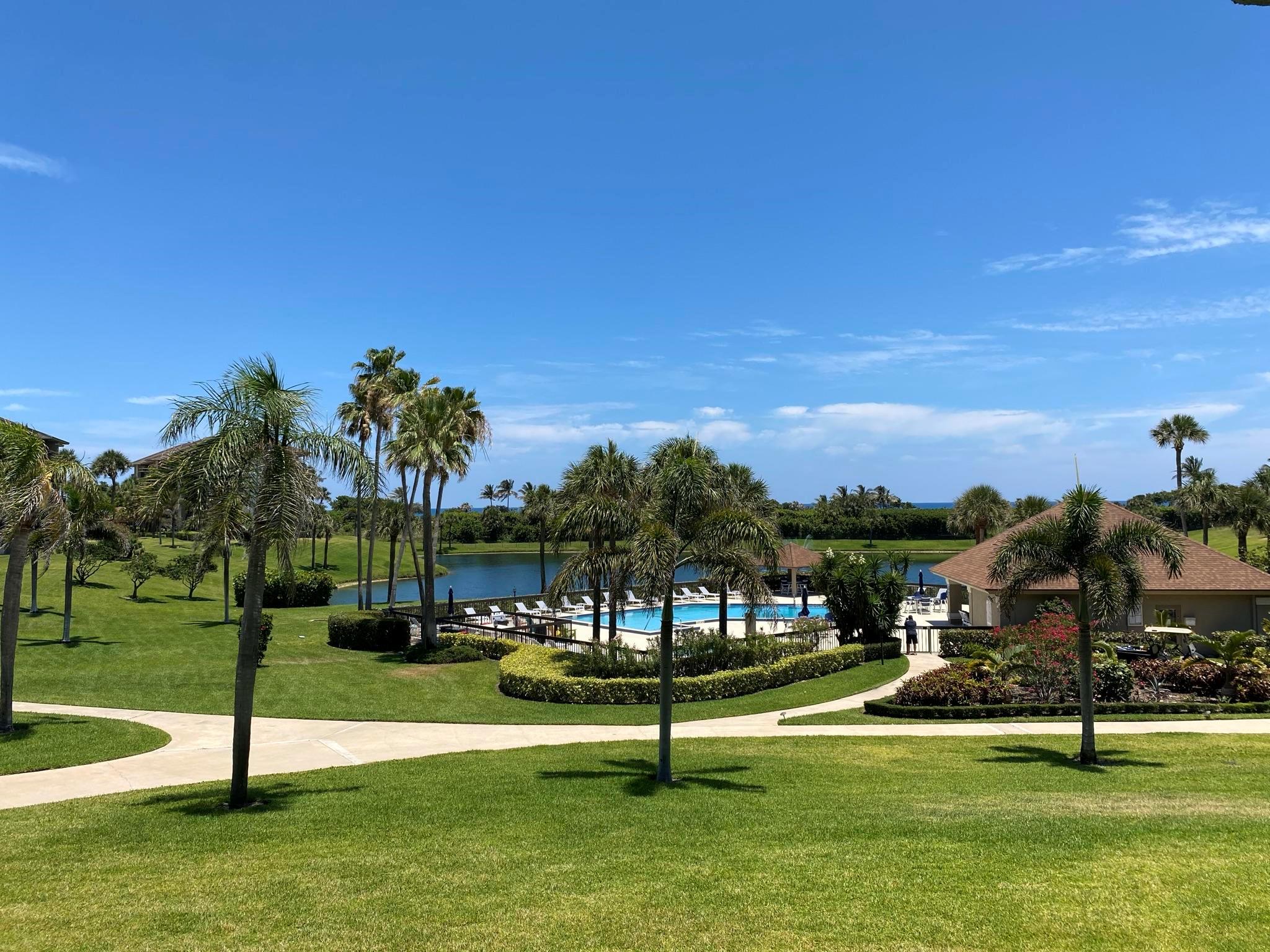 Ocean At The Bluffs South