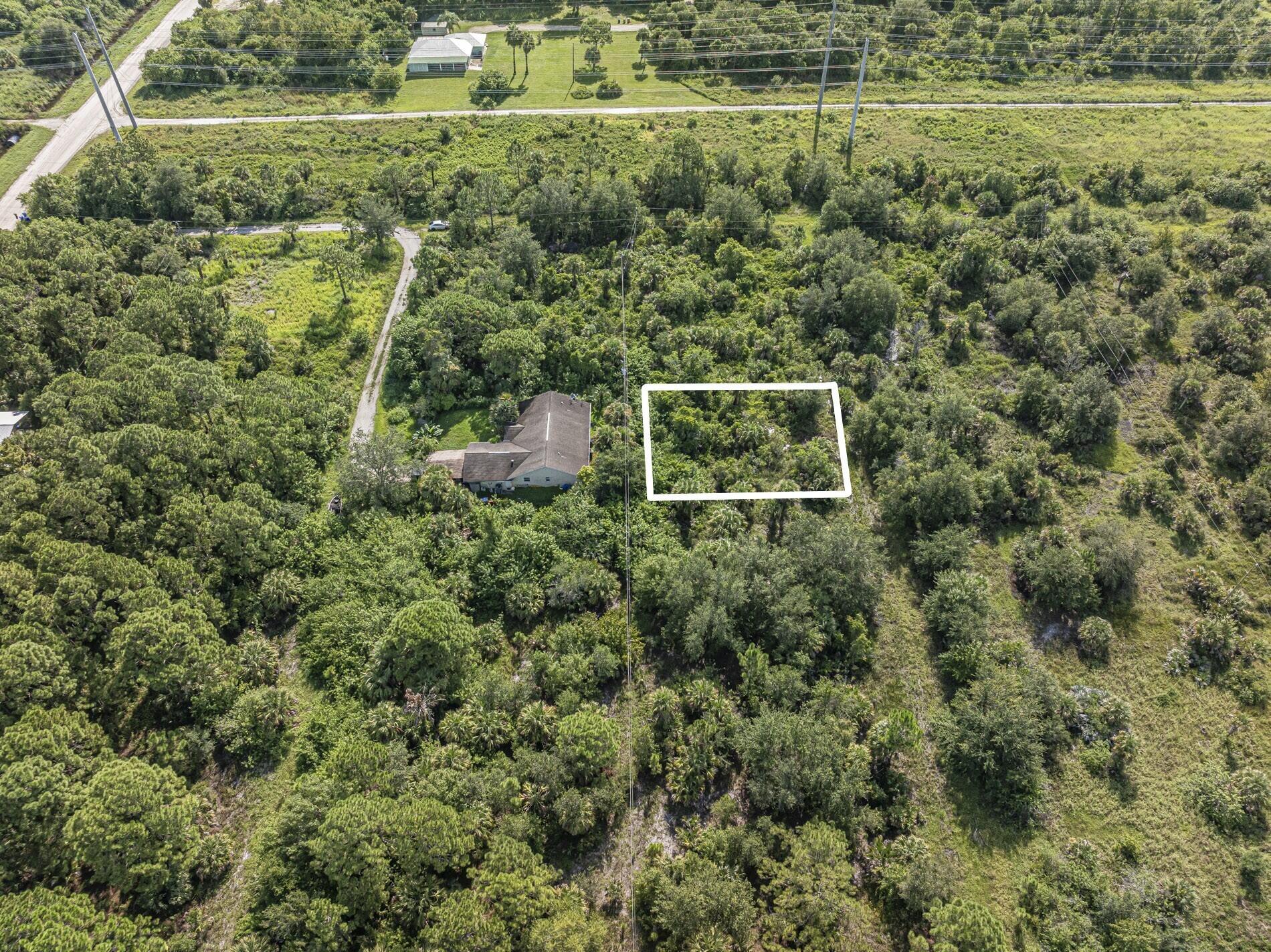 Homes for sale in Vero Beach, FL | 9650 24Th Street, Vero Beach, FL 32966 | MLS# R11119937