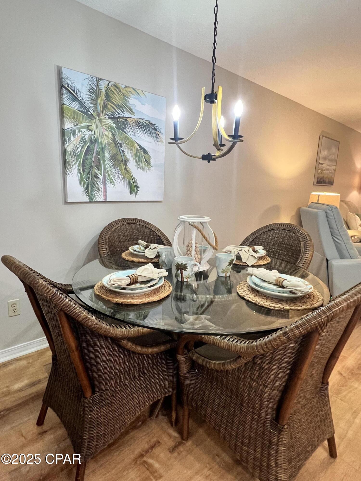 Image 20 For 177 Robin Lane