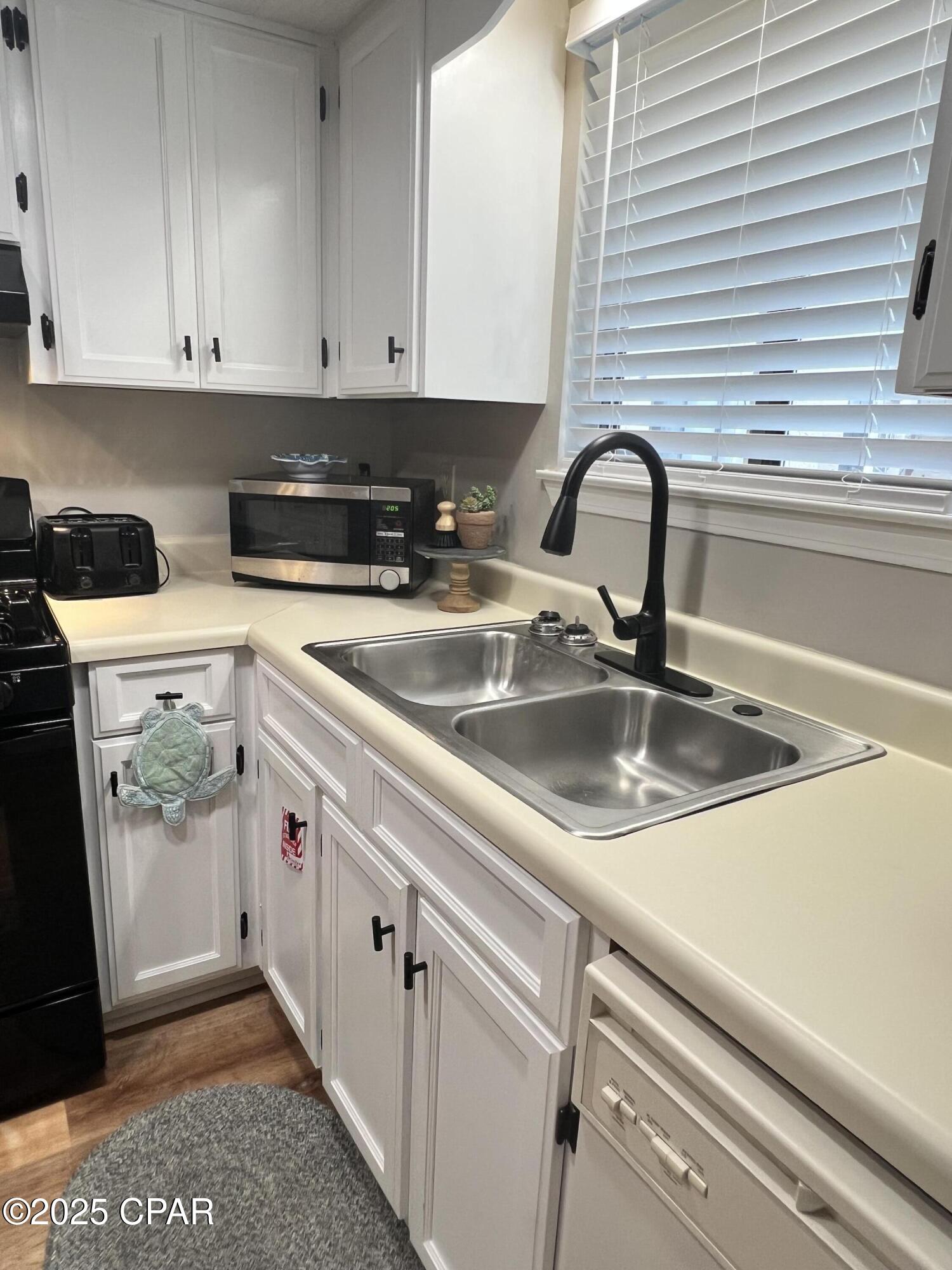 Image 29 For 177 Robin Lane