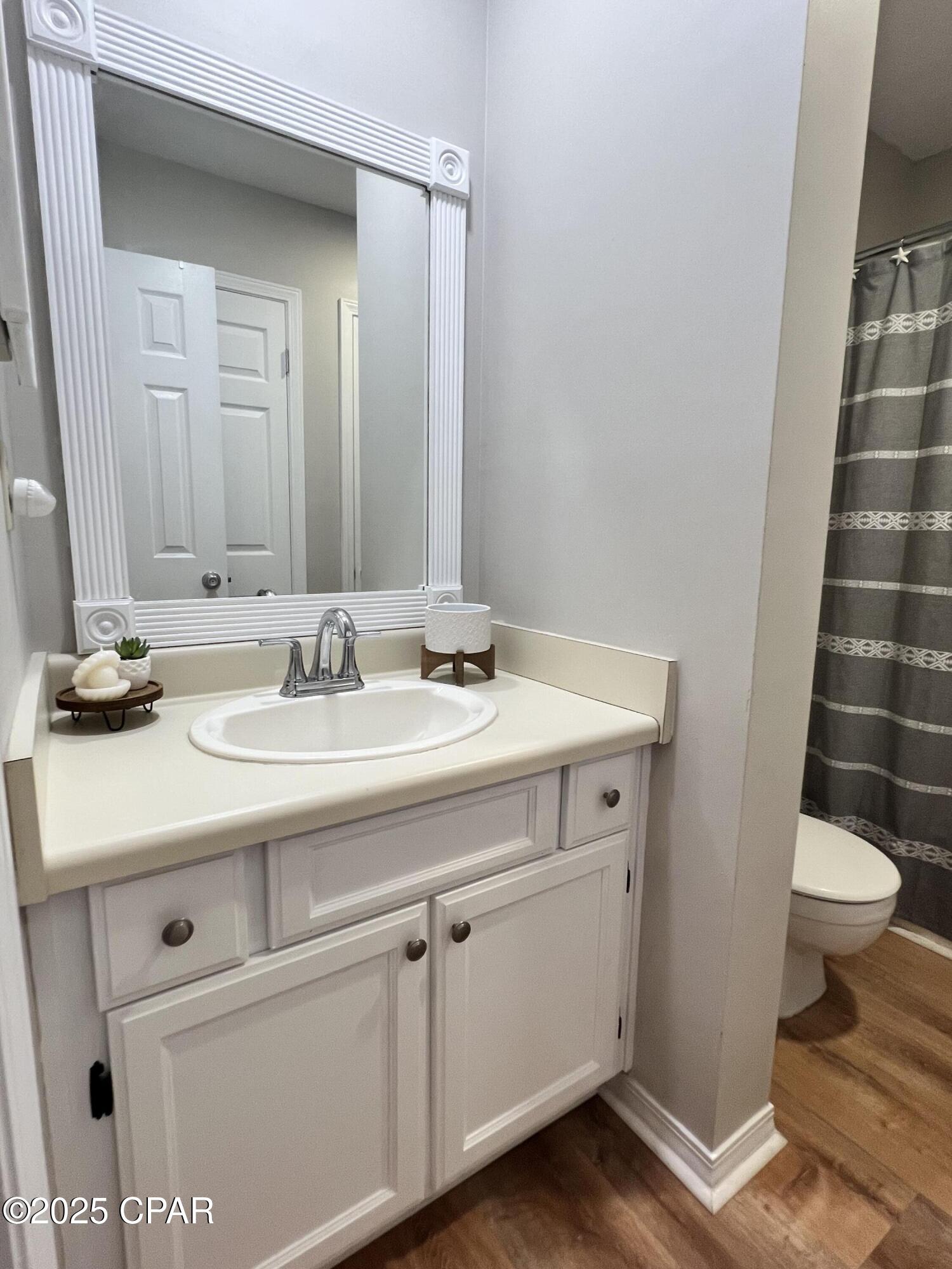 Image 35 For 177 Robin Lane