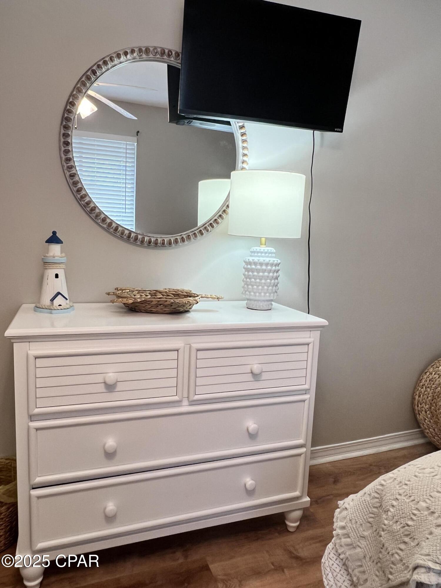 Image 38 For 177 Robin Lane