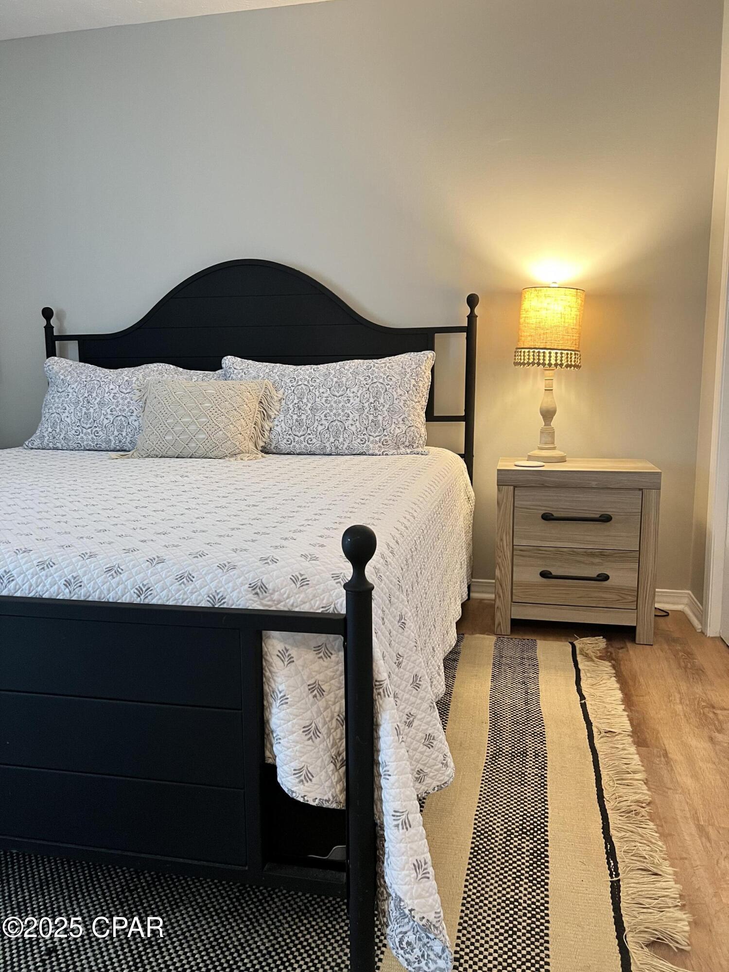 Image 42 For 177 Robin Lane