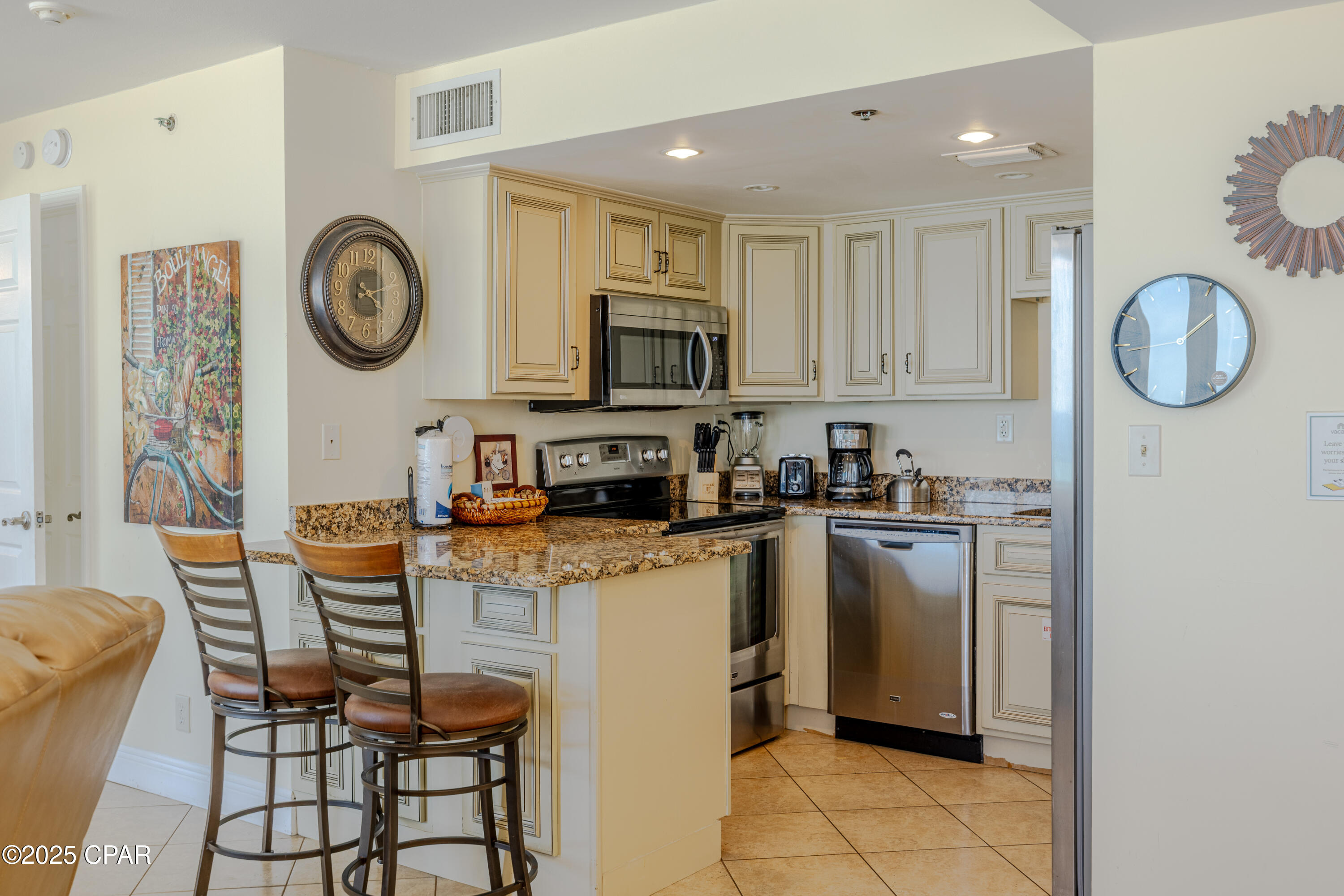 Image 19 For 9850 Thomas Drive 608w