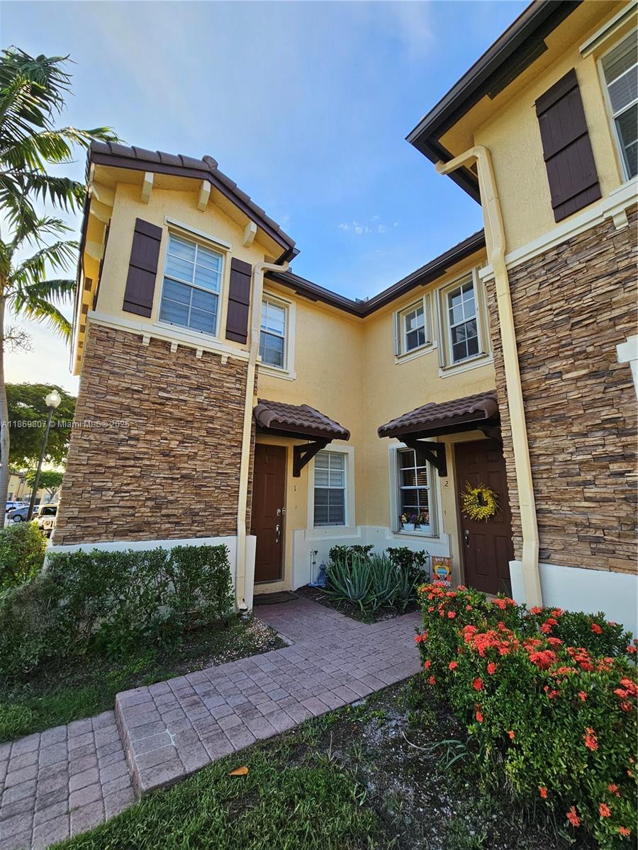 The Shores Condo No 2