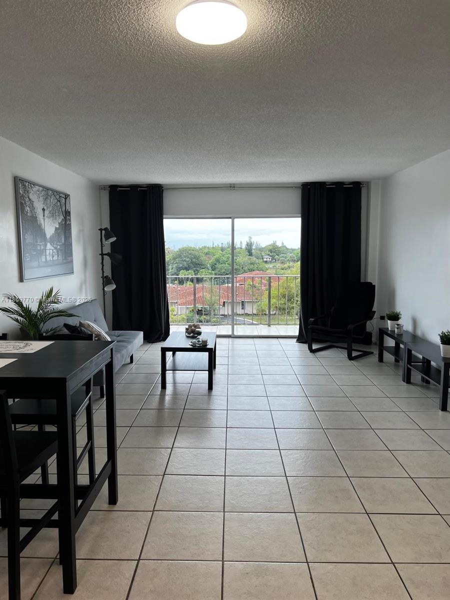 Manors Of Inverrary XII