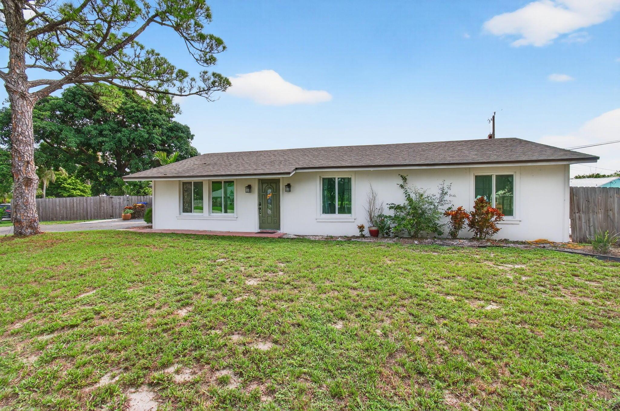 Homes for sale in Delray Beach, FL | 5238 Palm Ridge Boulevard, Delray Beach, FL 33484 | MLS# R11120049