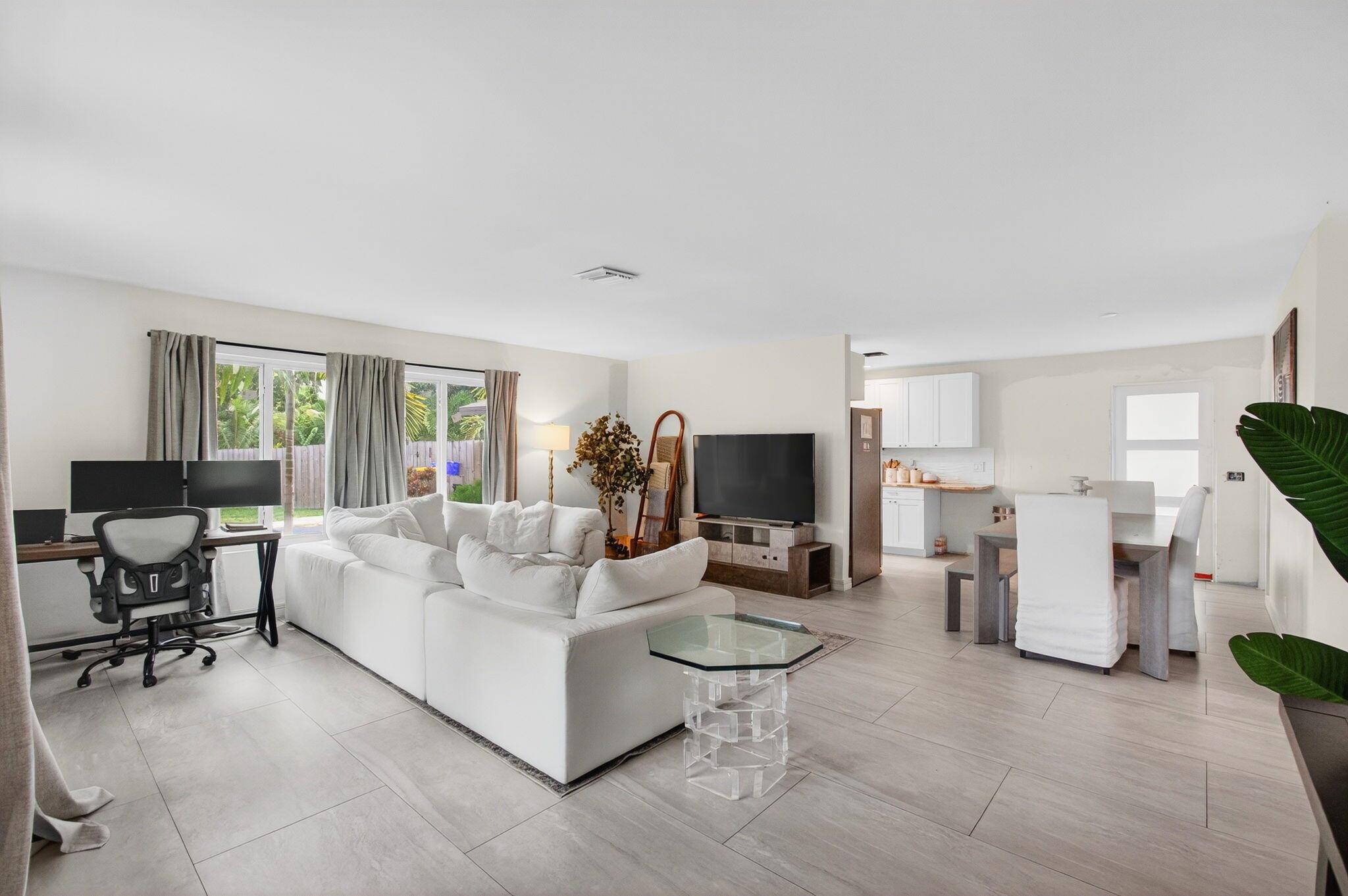 Homes for sale in Delray Beach, FL | 5238 Palm Ridge Boulevard, Delray Beach, FL 33484 | MLS# R11120049