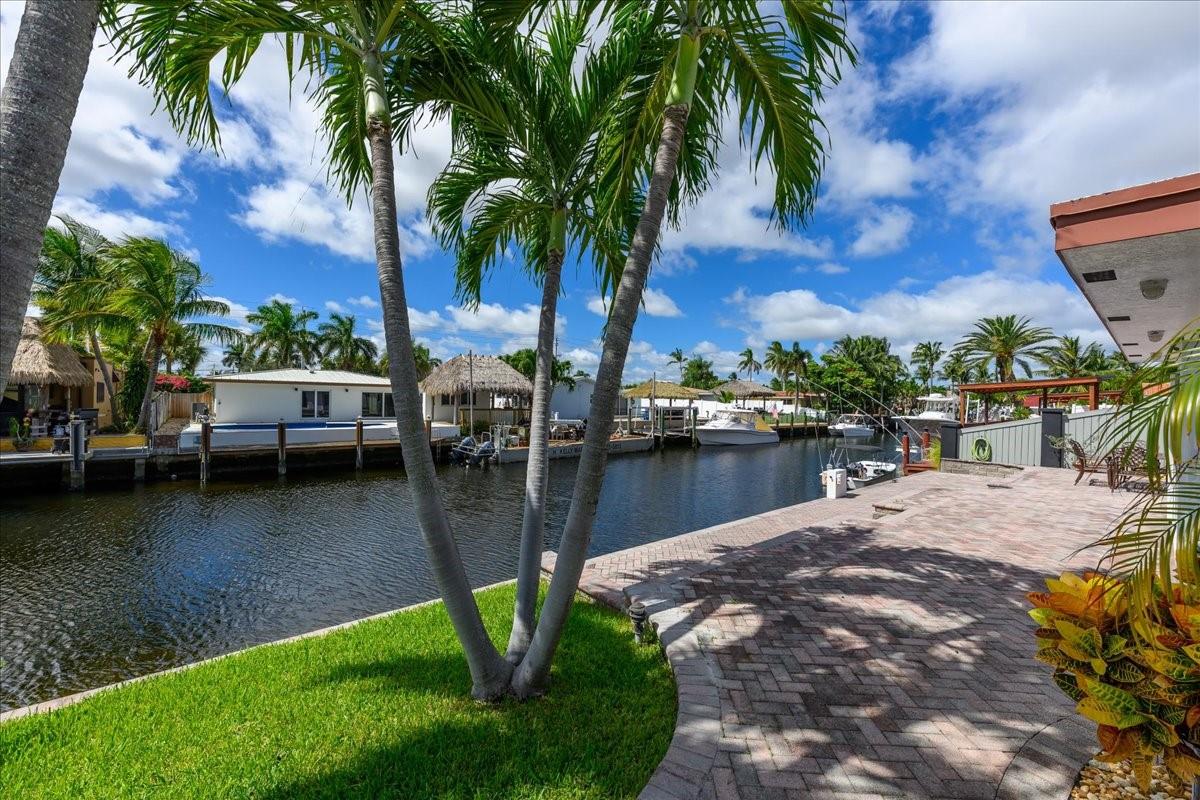 Homes for sale in Pompano Beach, FL | 200 Se 11Th St, Pompano Beach, FL 33060 | MLS# F10524284