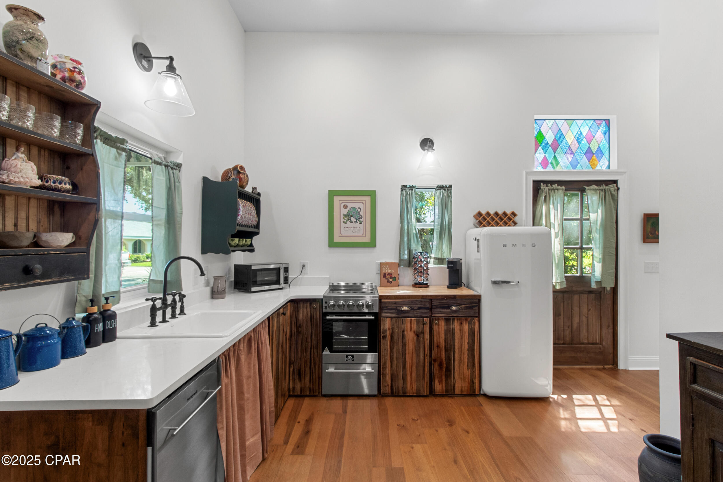 Image 15 For 710 Moore Circle