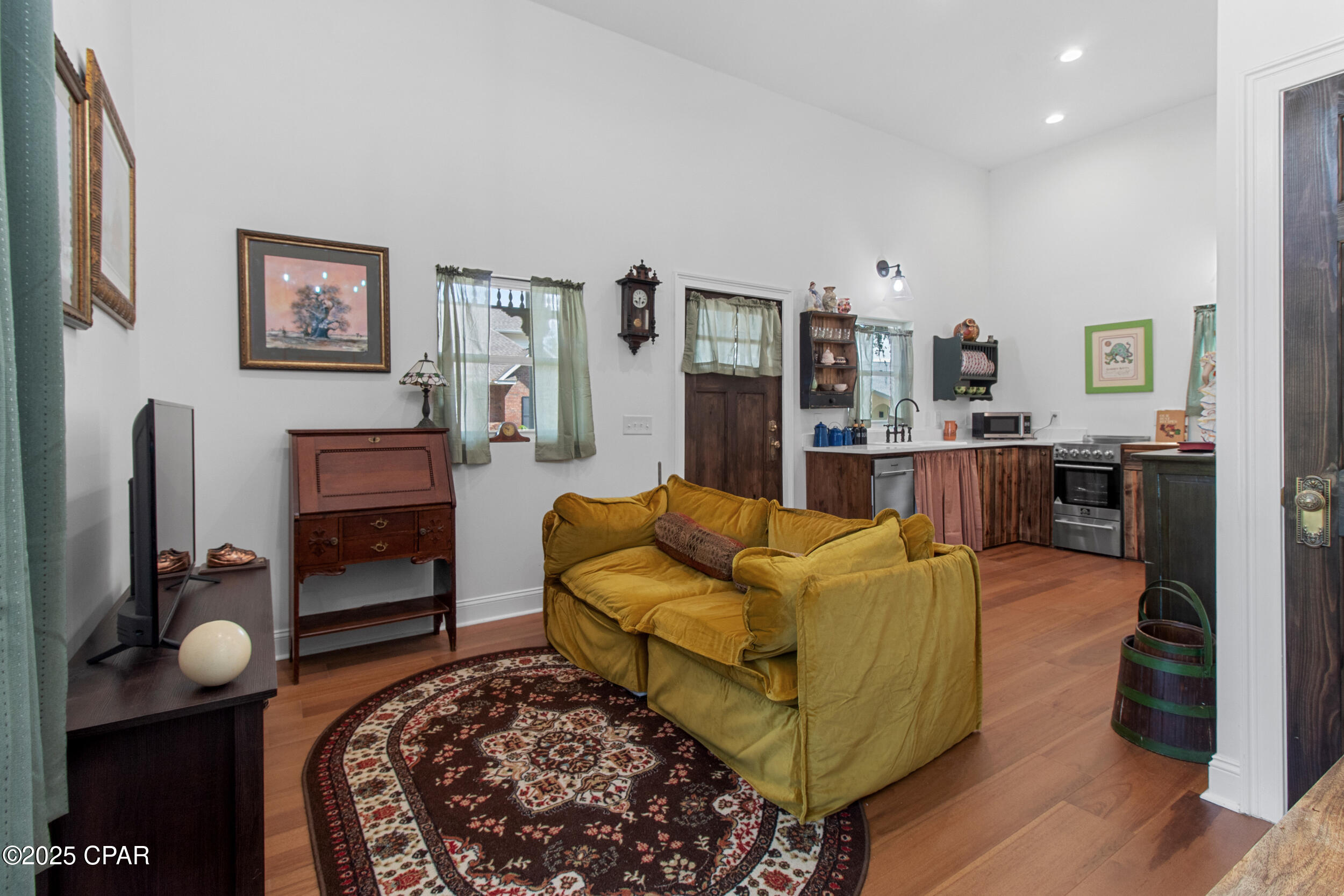 Image 23 For 710 Moore Circle