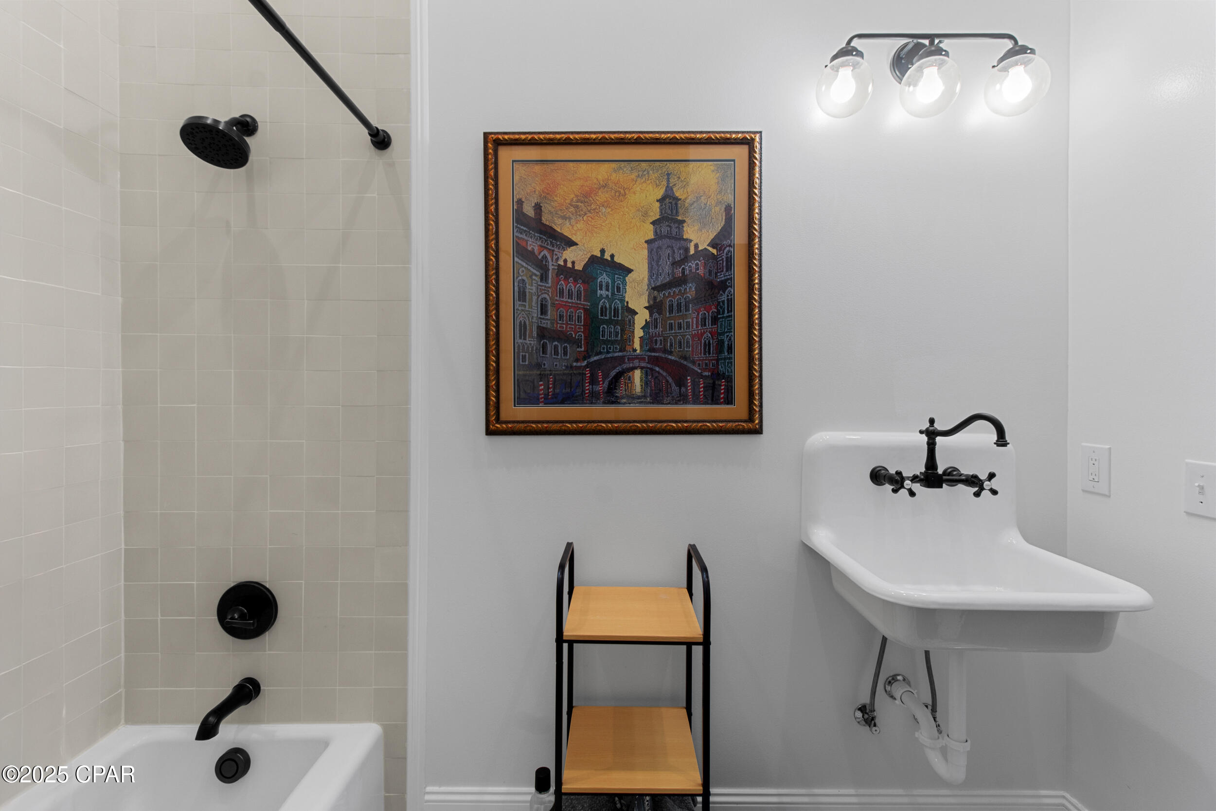 Image 31 For 710 Moore Circle