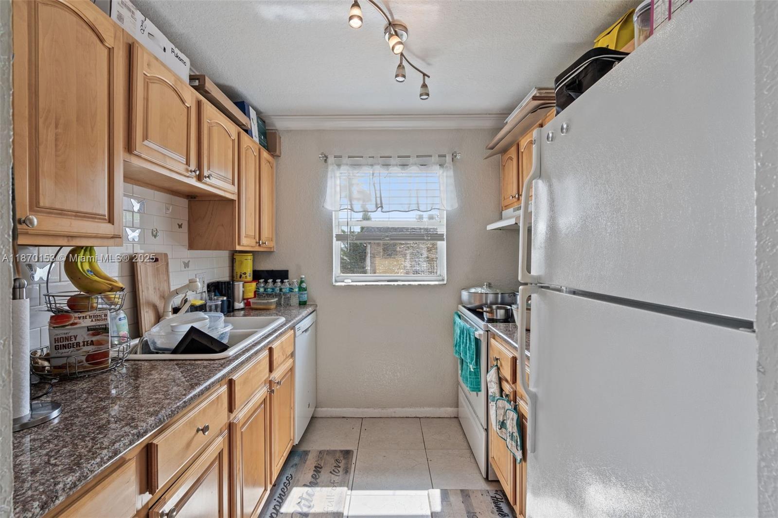 Homes for sale in Lantana, FL | 200 Croton Ave #111, Lantana, FL 33462 | MLS# A11870153