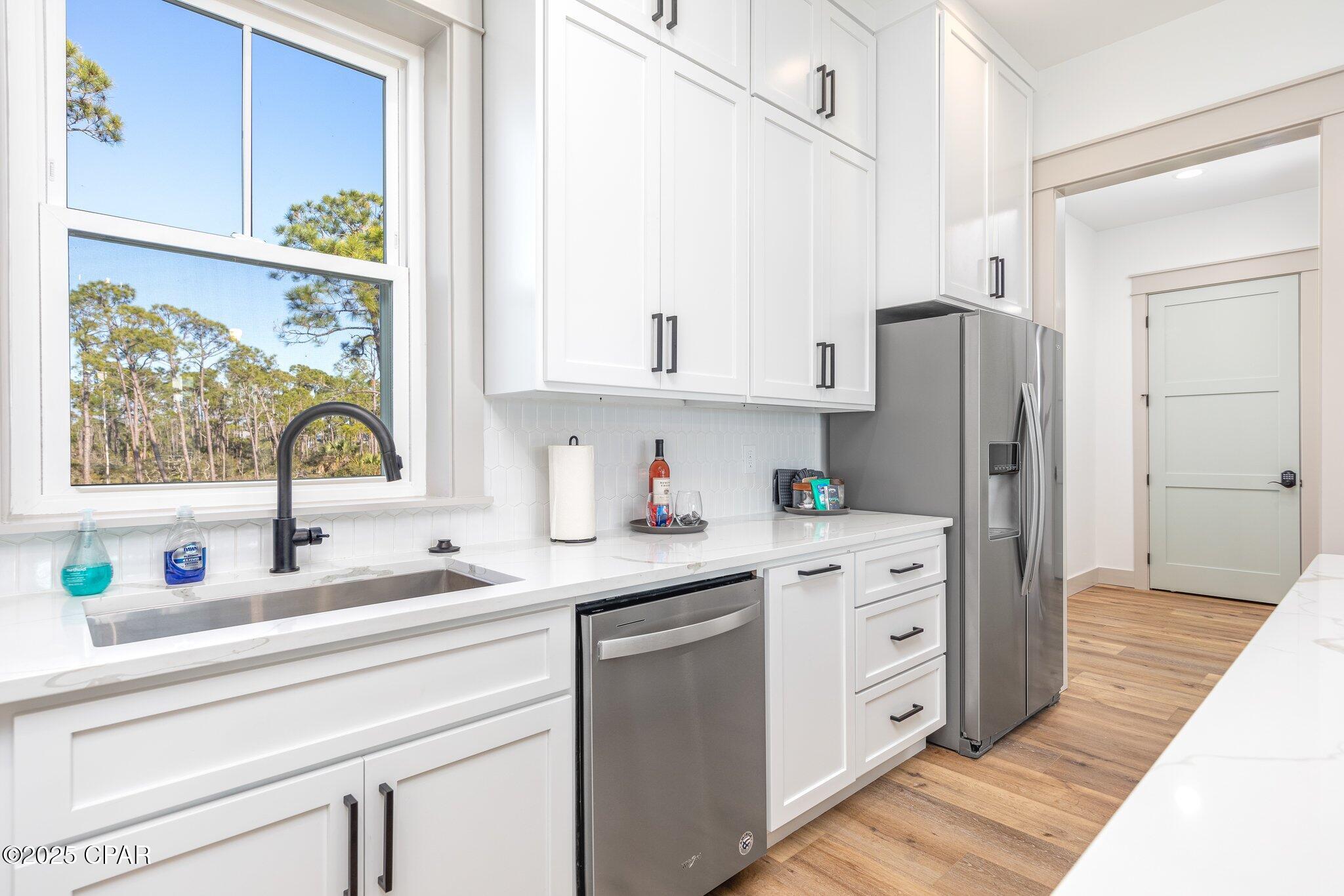 Image 22 For 214 Signal Lane