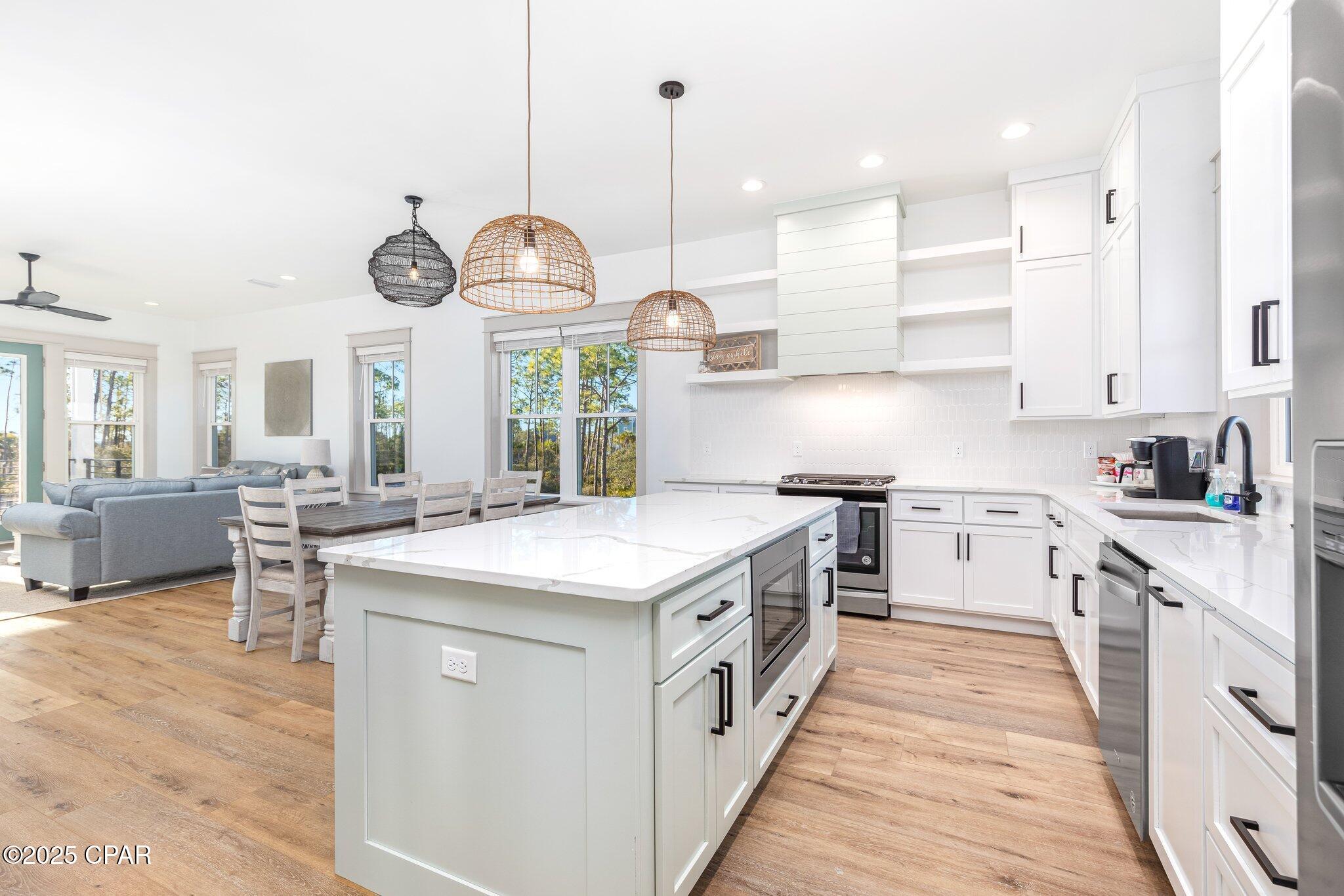 Image 23 For 214 Signal Lane