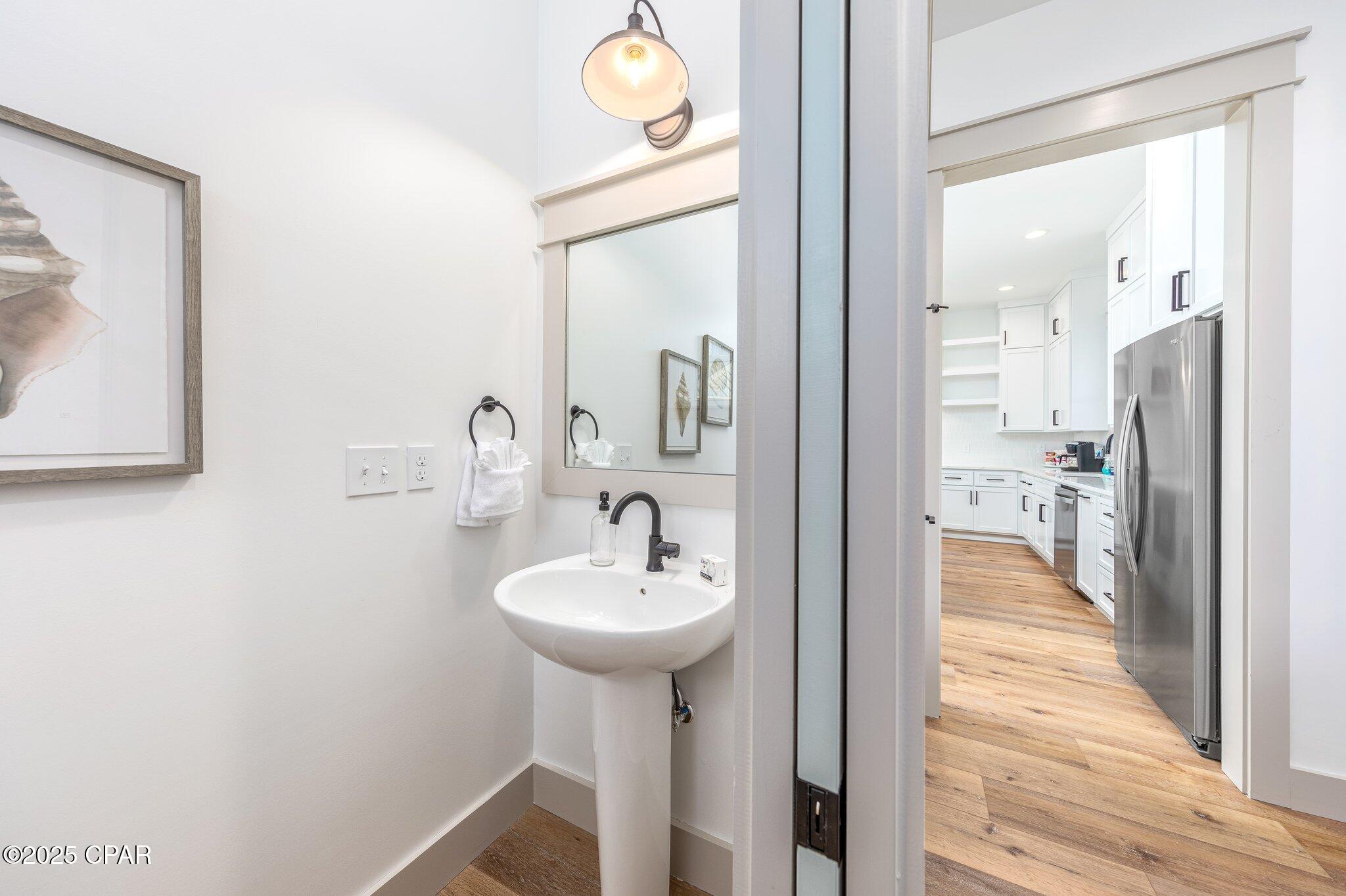 Image 24 For 214 Signal Lane