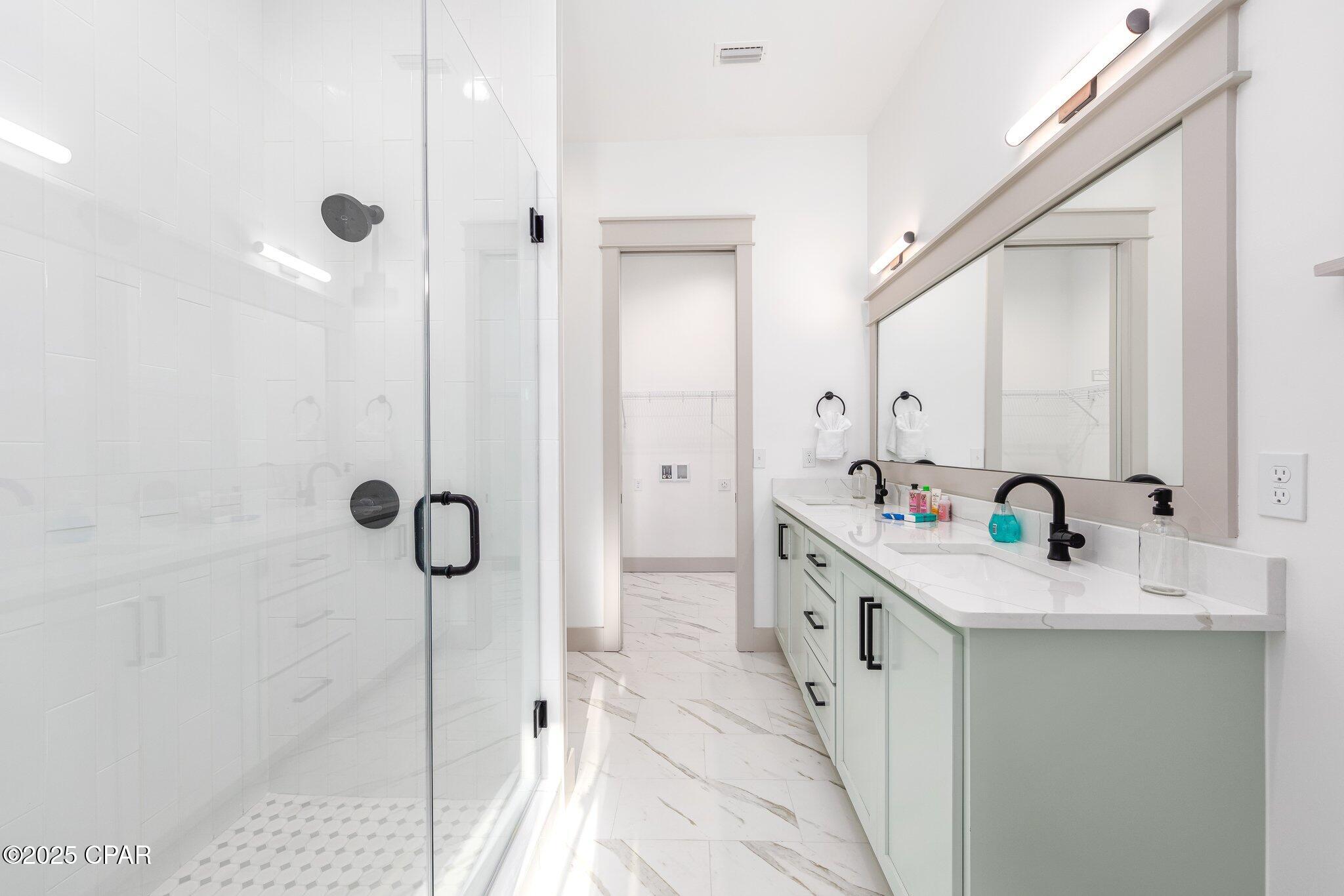 Image 27 For 214 Signal Lane