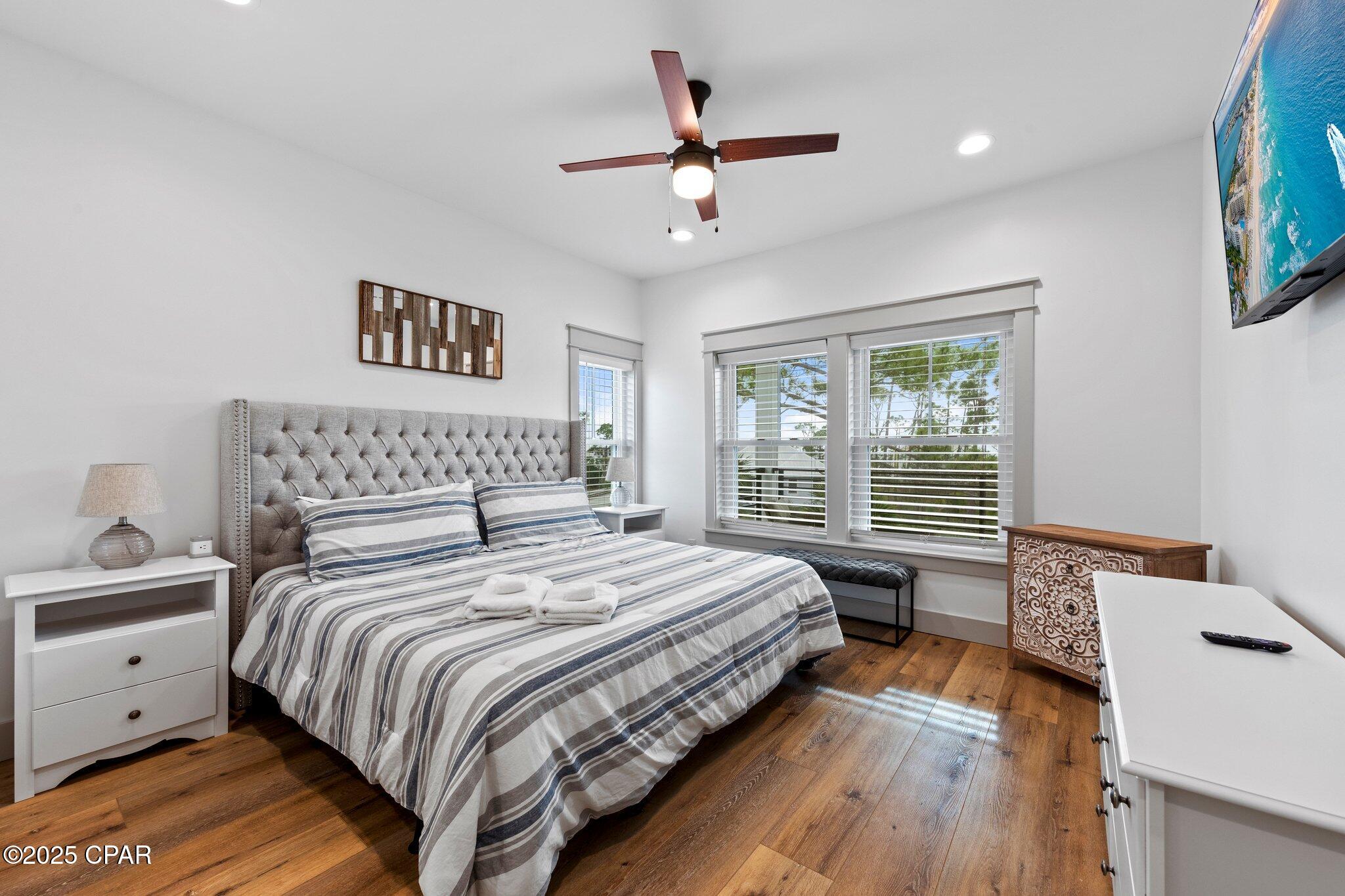 Image 37 For 214 Signal Lane