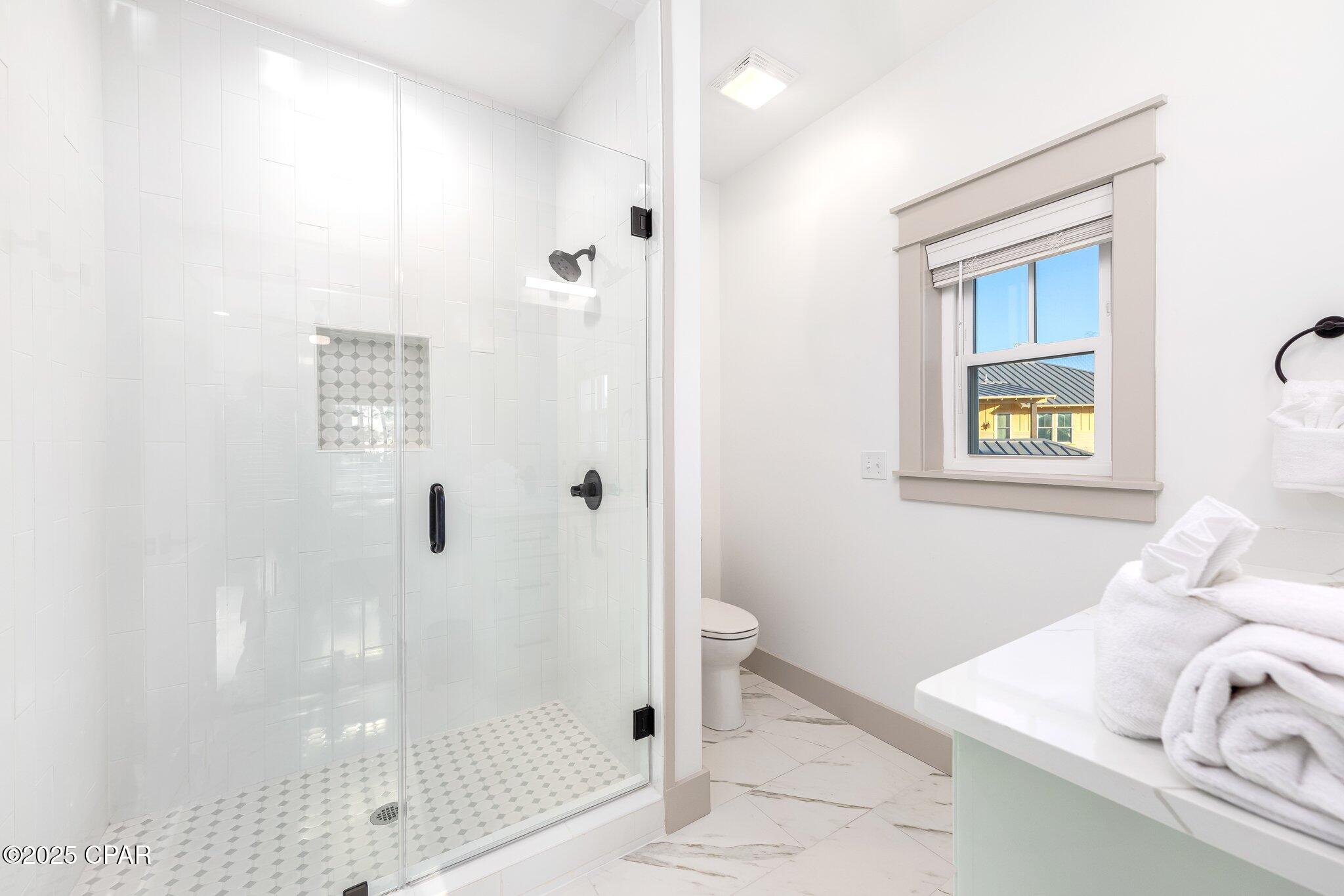 Image 39 For 214 Signal Lane