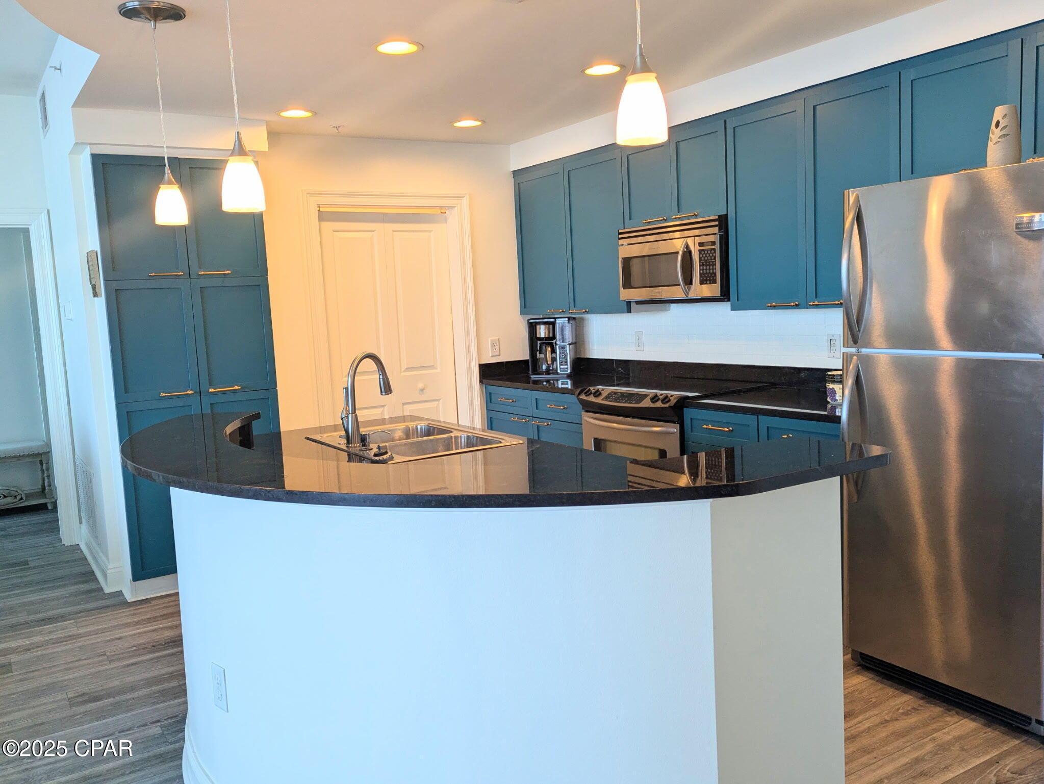 Image 14 For 6422 Highway 98  404