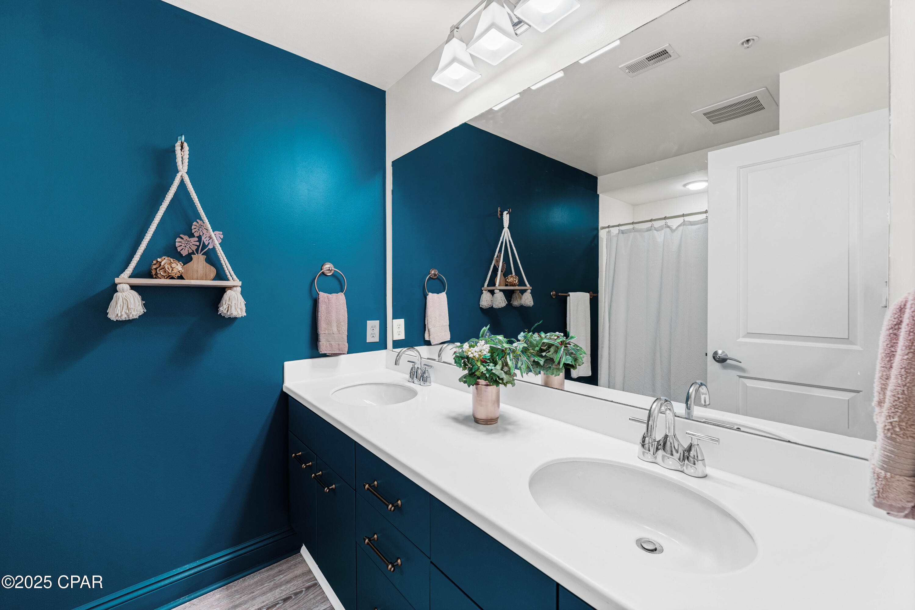 Image 26 For 6422 Highway 98  404