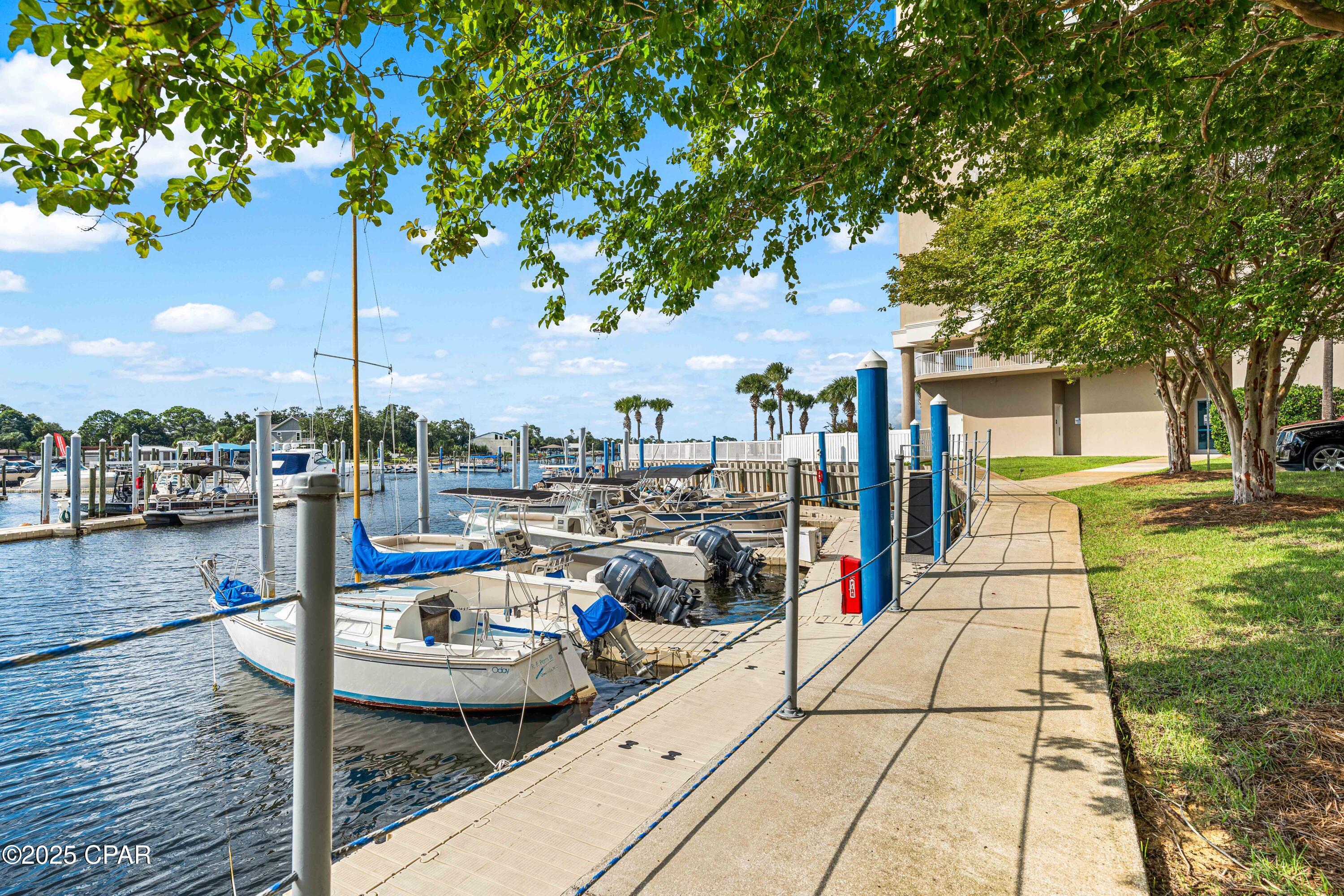 Image 33 For 6422 Highway 98  404