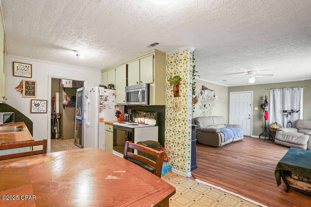 Image 6 For 1222 Campbellton Avenue