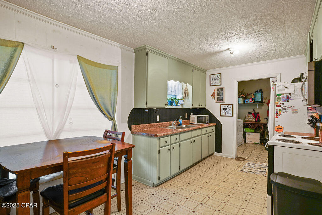 Image 9 For 1222 Campbellton Avenue